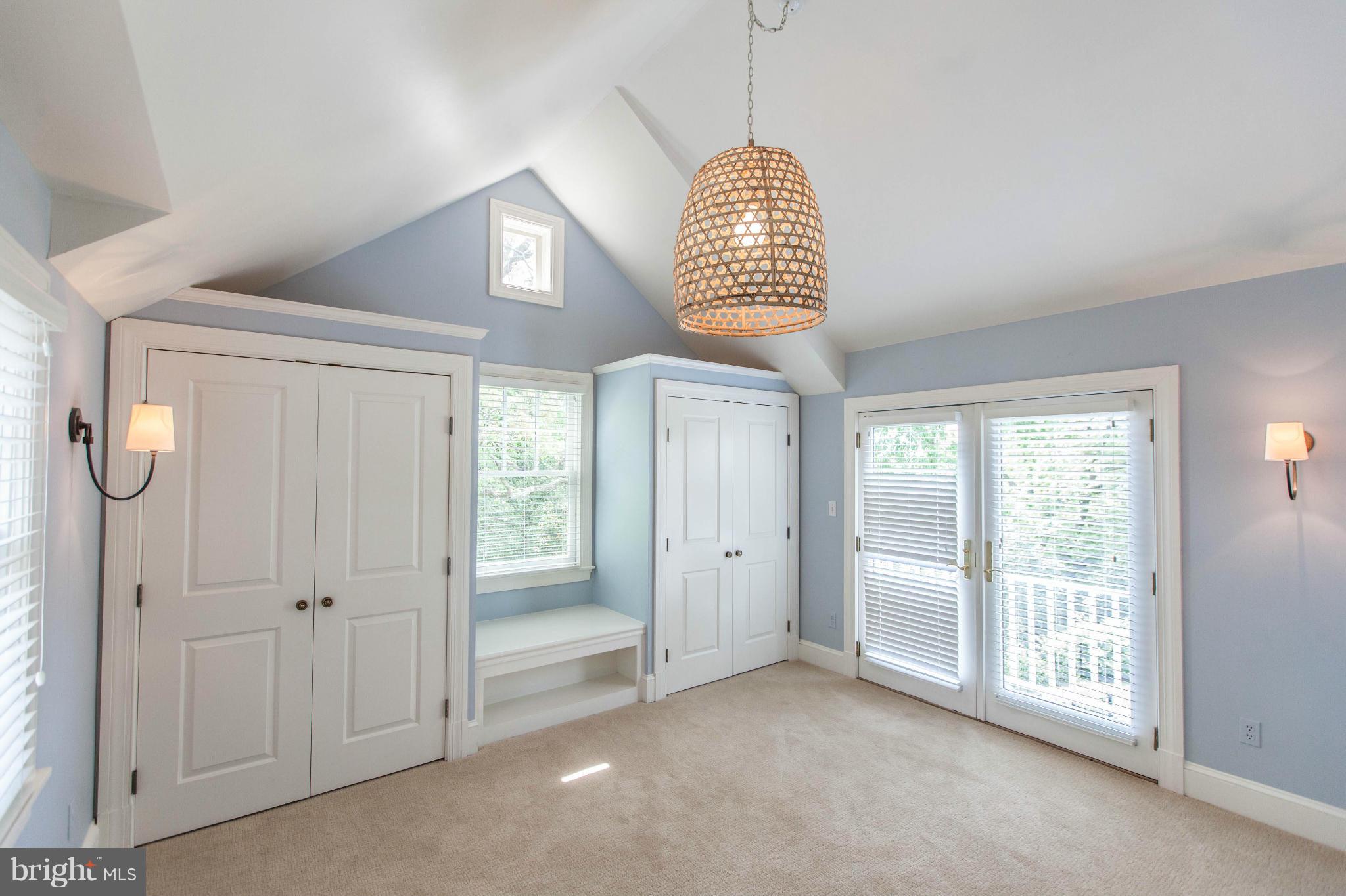 SEVERNA PARK - Residential