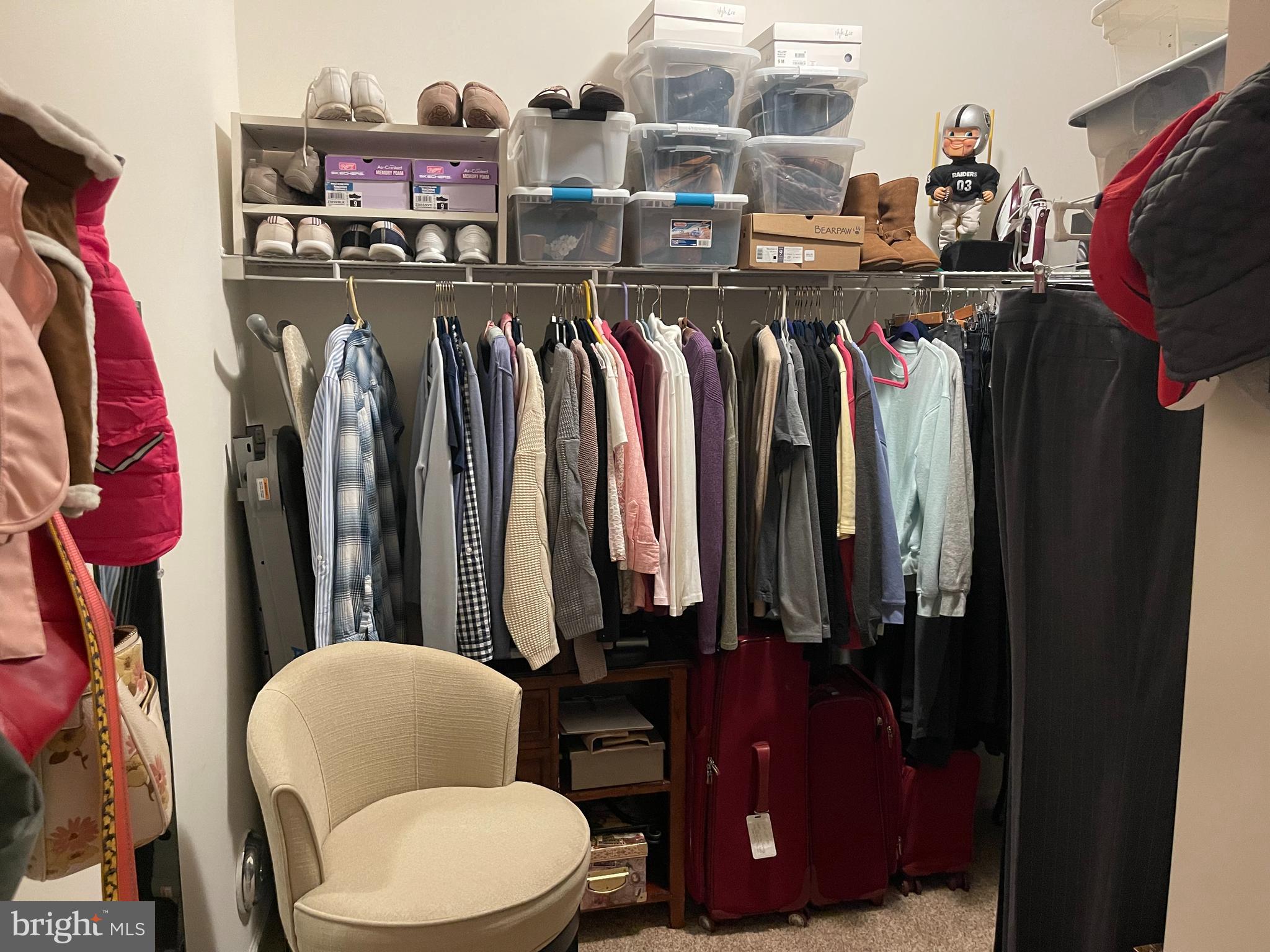 WINDSOR AT PERRY HALL FARMS - Residential