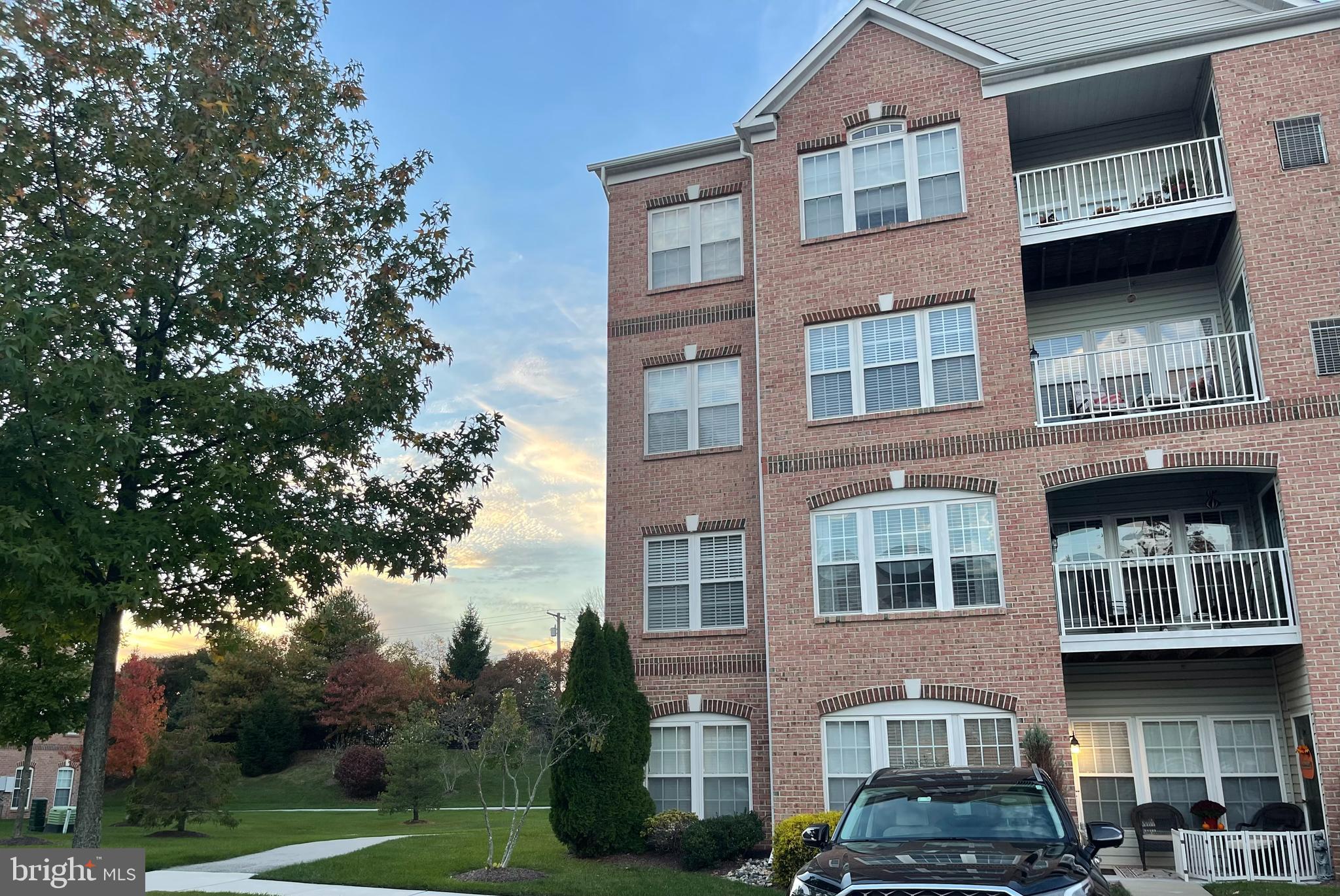 WINDSOR AT PERRY HALL FARMS - Residential