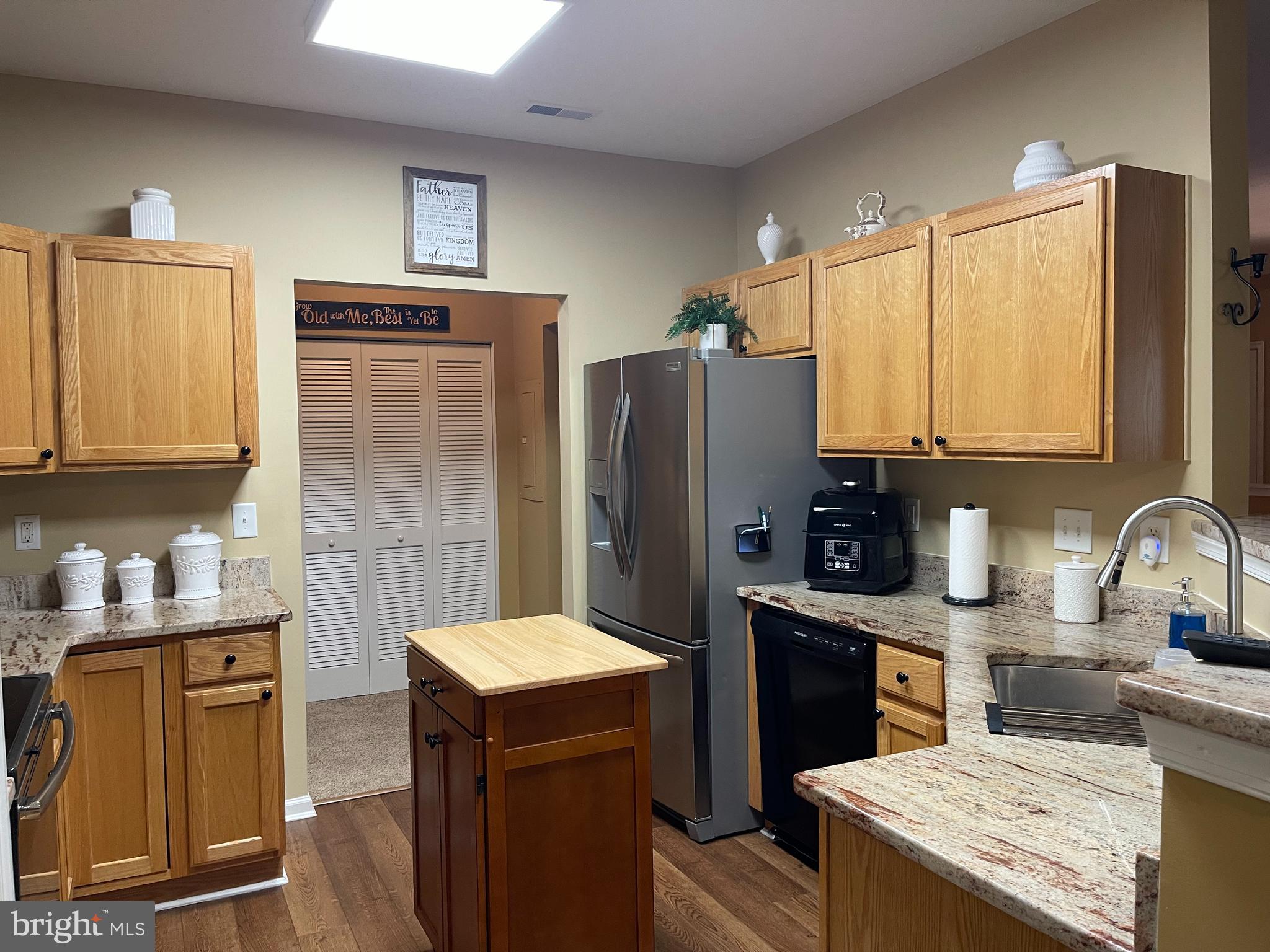 WINDSOR AT PERRY HALL FARMS - Residential