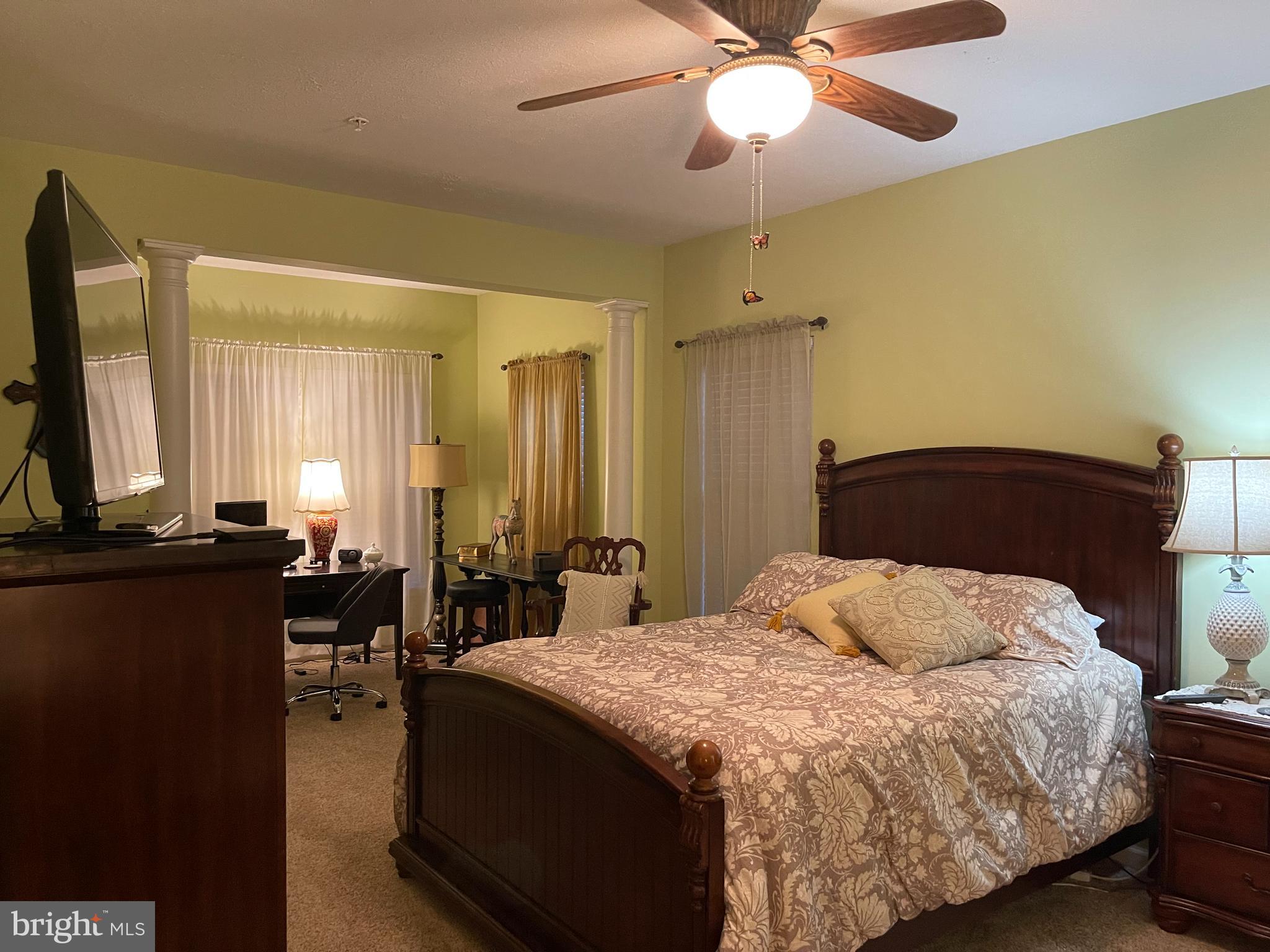 WINDSOR AT PERRY HALL FARMS - Residential