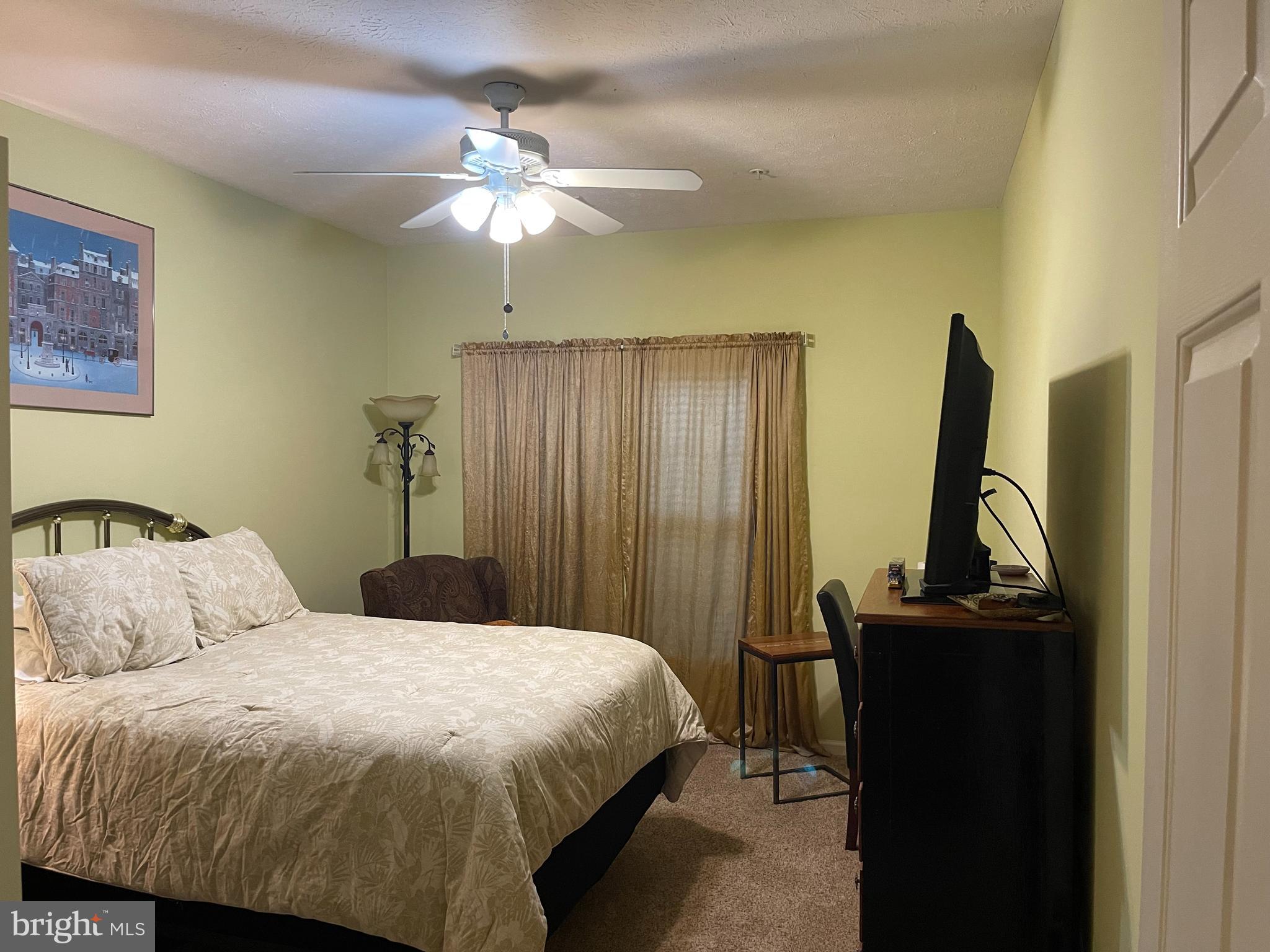 WINDSOR AT PERRY HALL FARMS - Residential