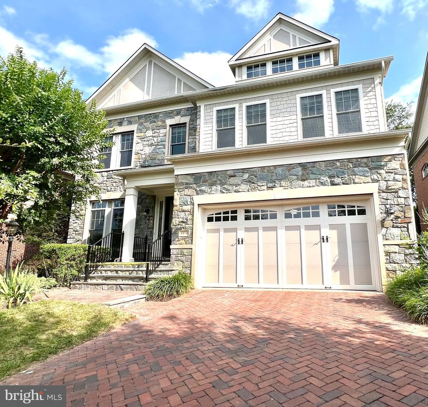 BEST PRICED, AND VALUE IN ALL OF FALLS CHURCH, MCLEAN AREA!
Welcome home to this gorgeous 3 story colonial in sought after Stockwell Manor community! 
Quality upgrades of this spectacular home: 
•