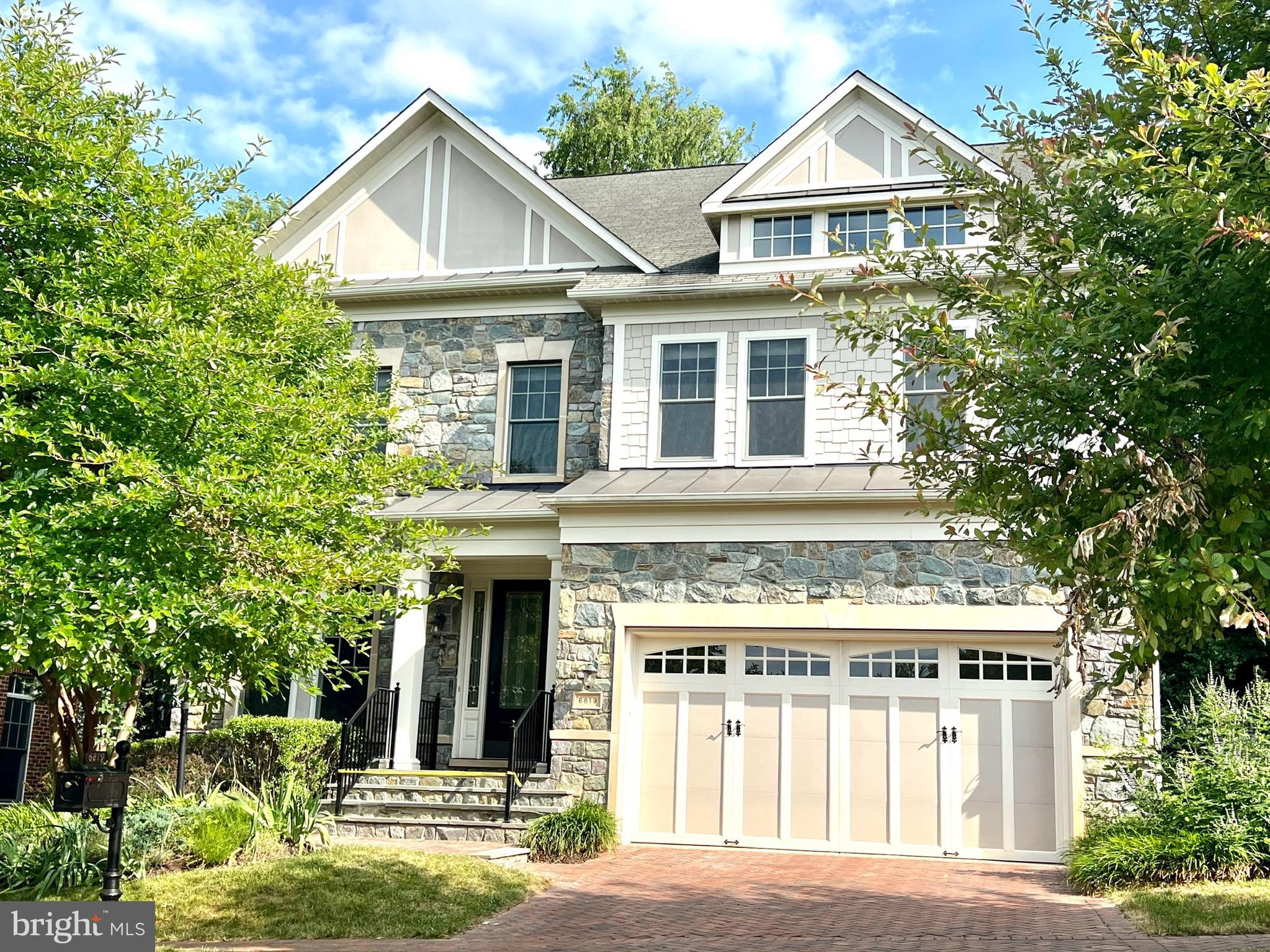 STOCKWELL MANOR - Residential