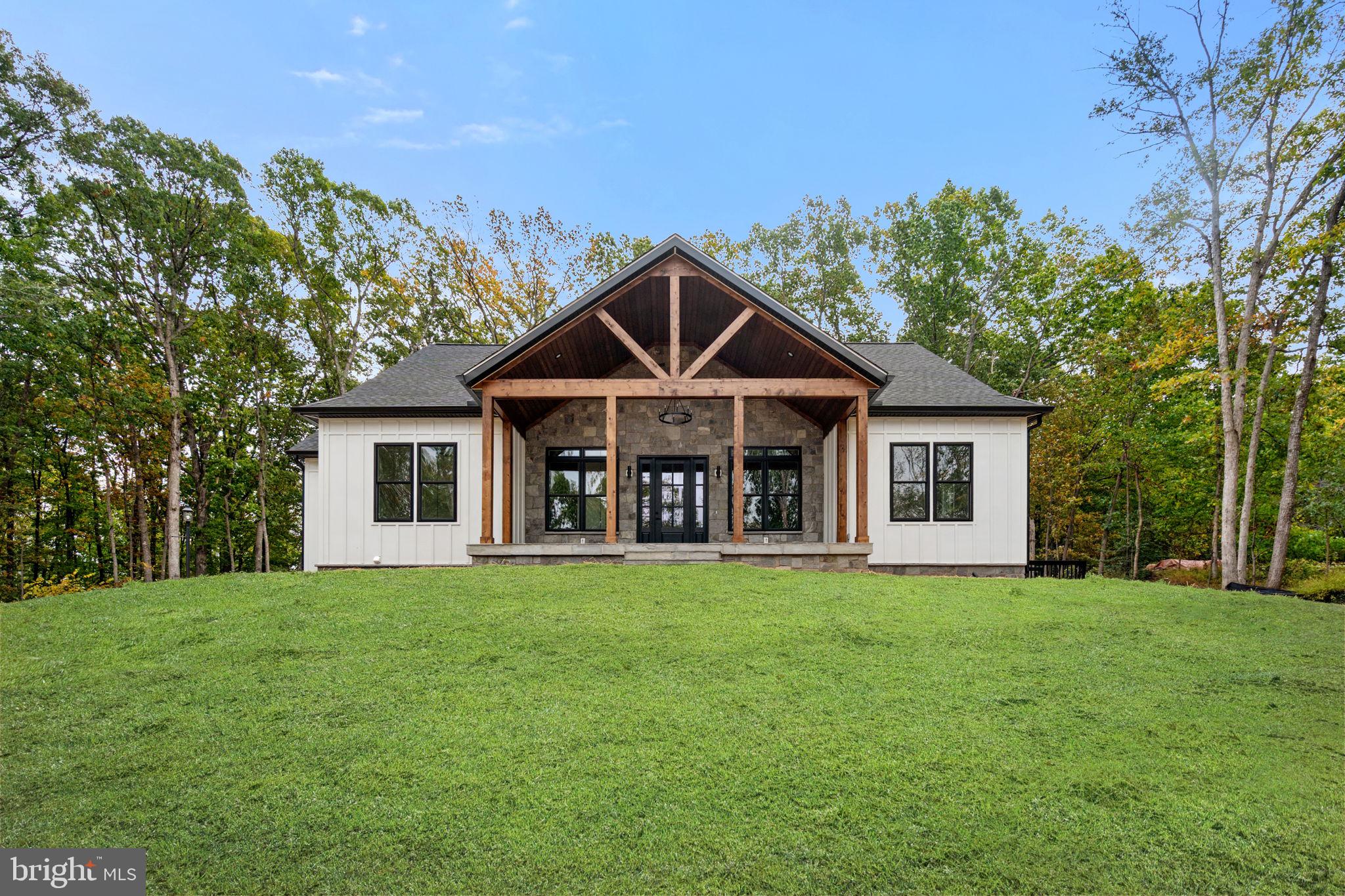 5355 HILLSIDE DR