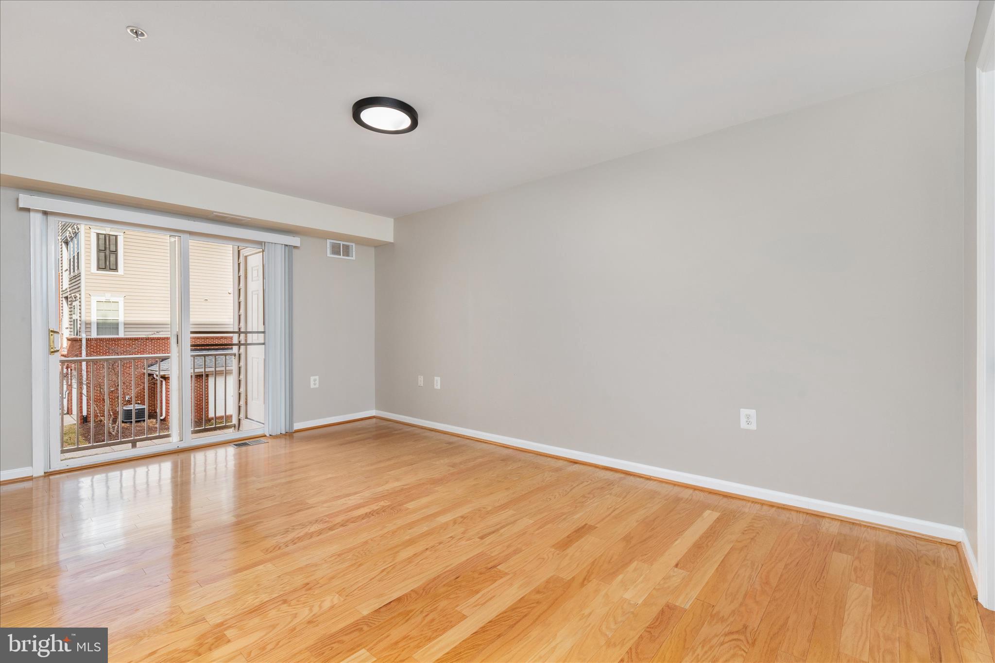 MARKET CENTER CONDOMINIUM - Residential