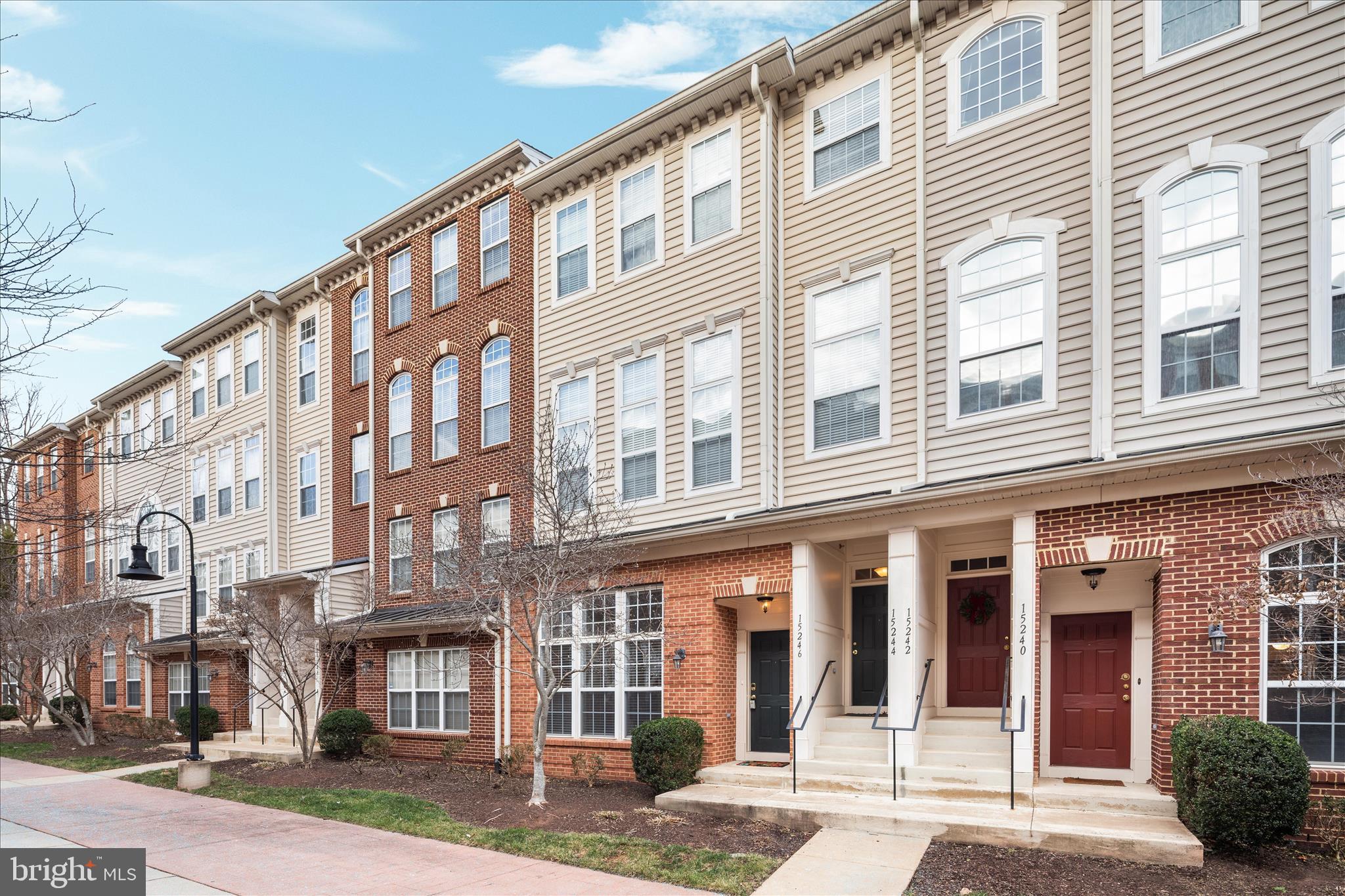 MARKET CENTER CONDOMINIUM - Residential