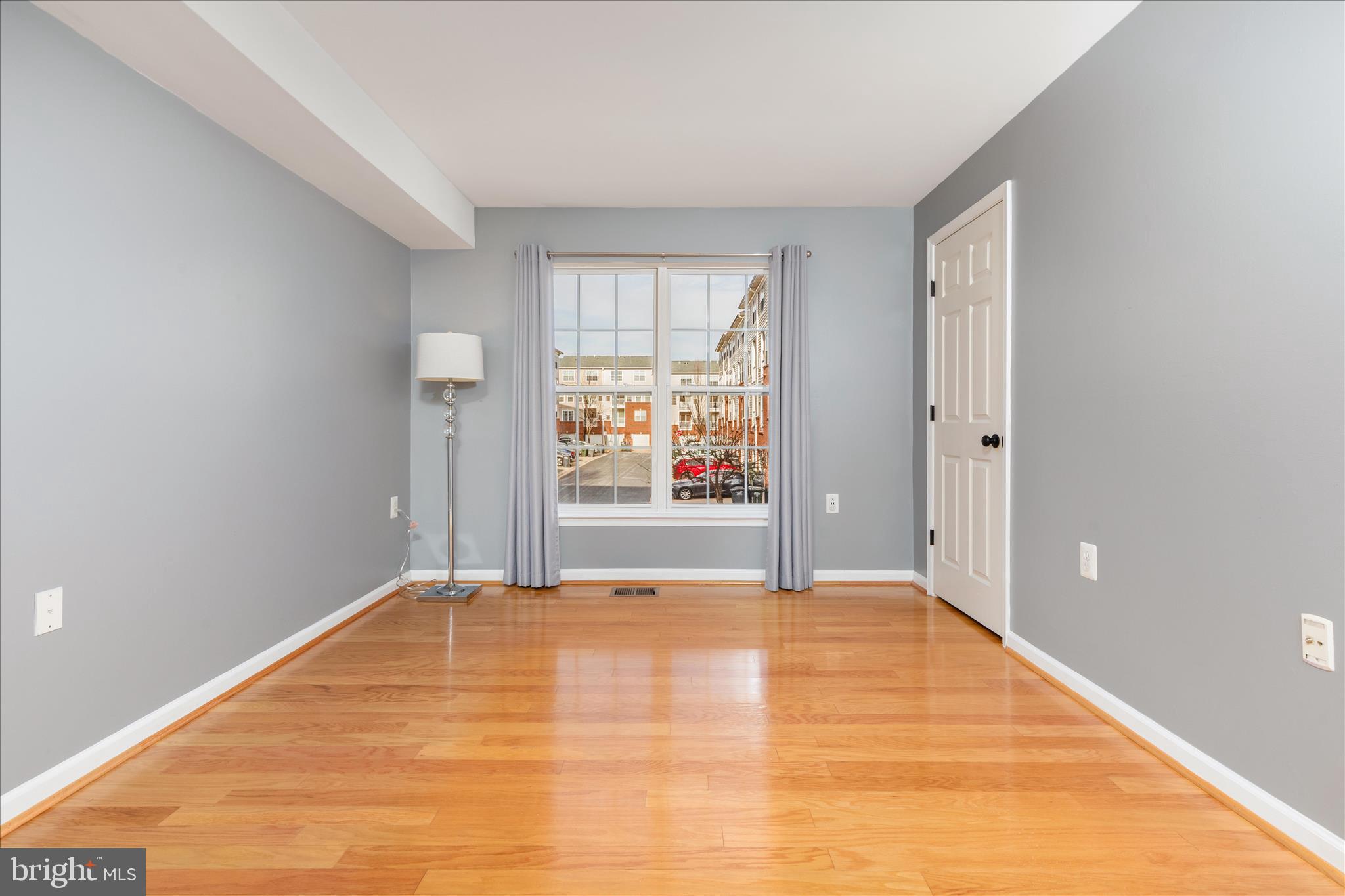 MARKET CENTER CONDOMINIUM - Residential