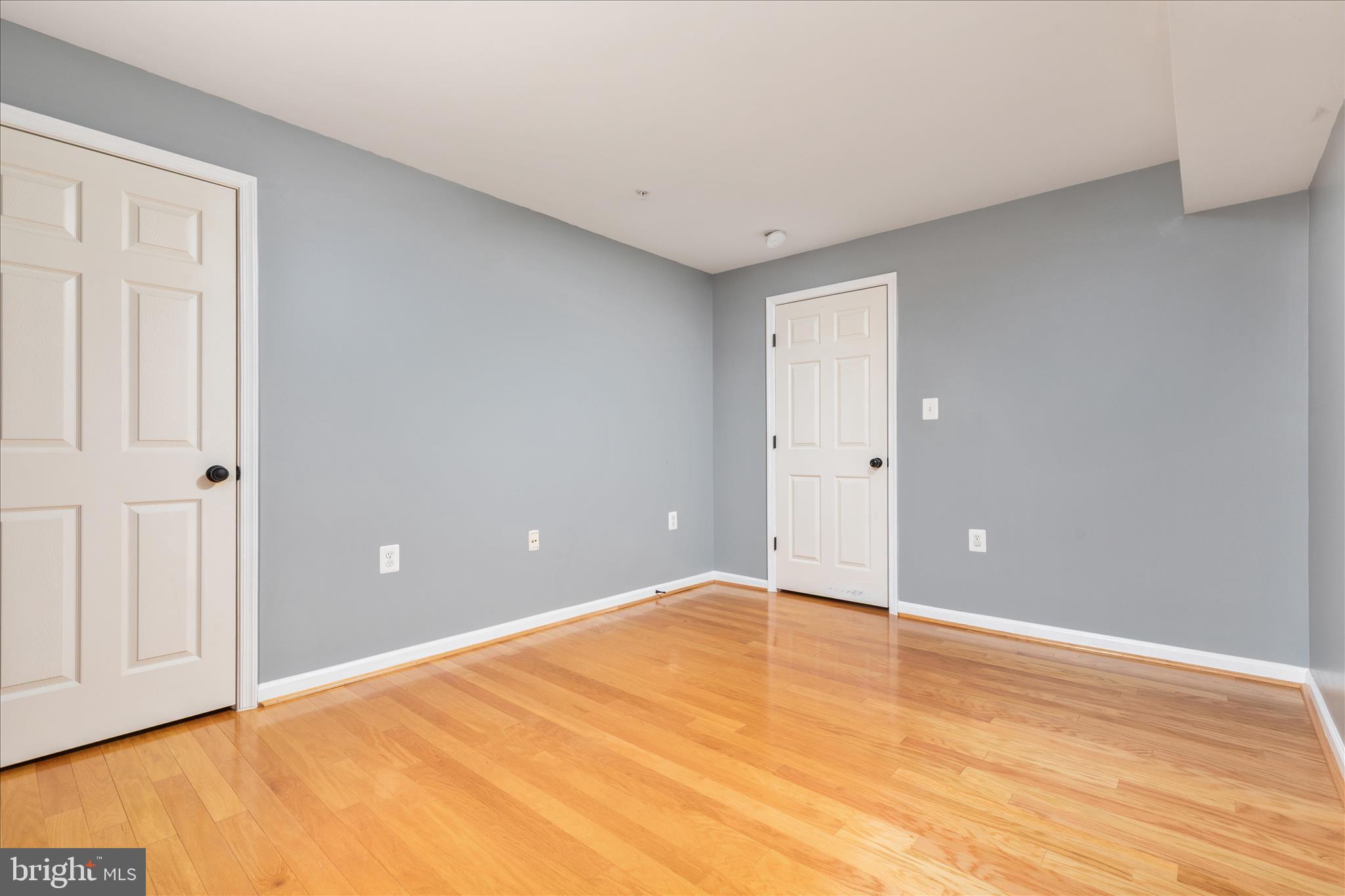 MARKET CENTER CONDOMINIUM - Residential