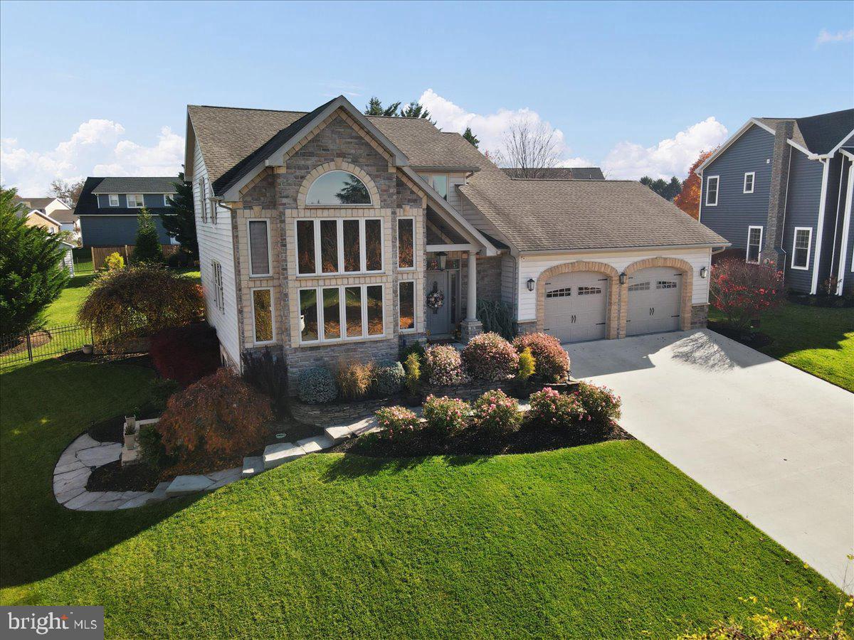 LAURICH RIDGE - Residential