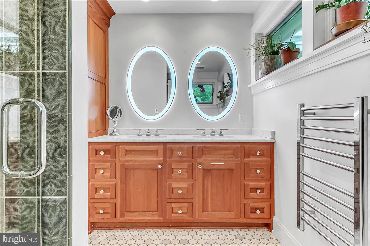 EAST BRADFORD TWP - Residential