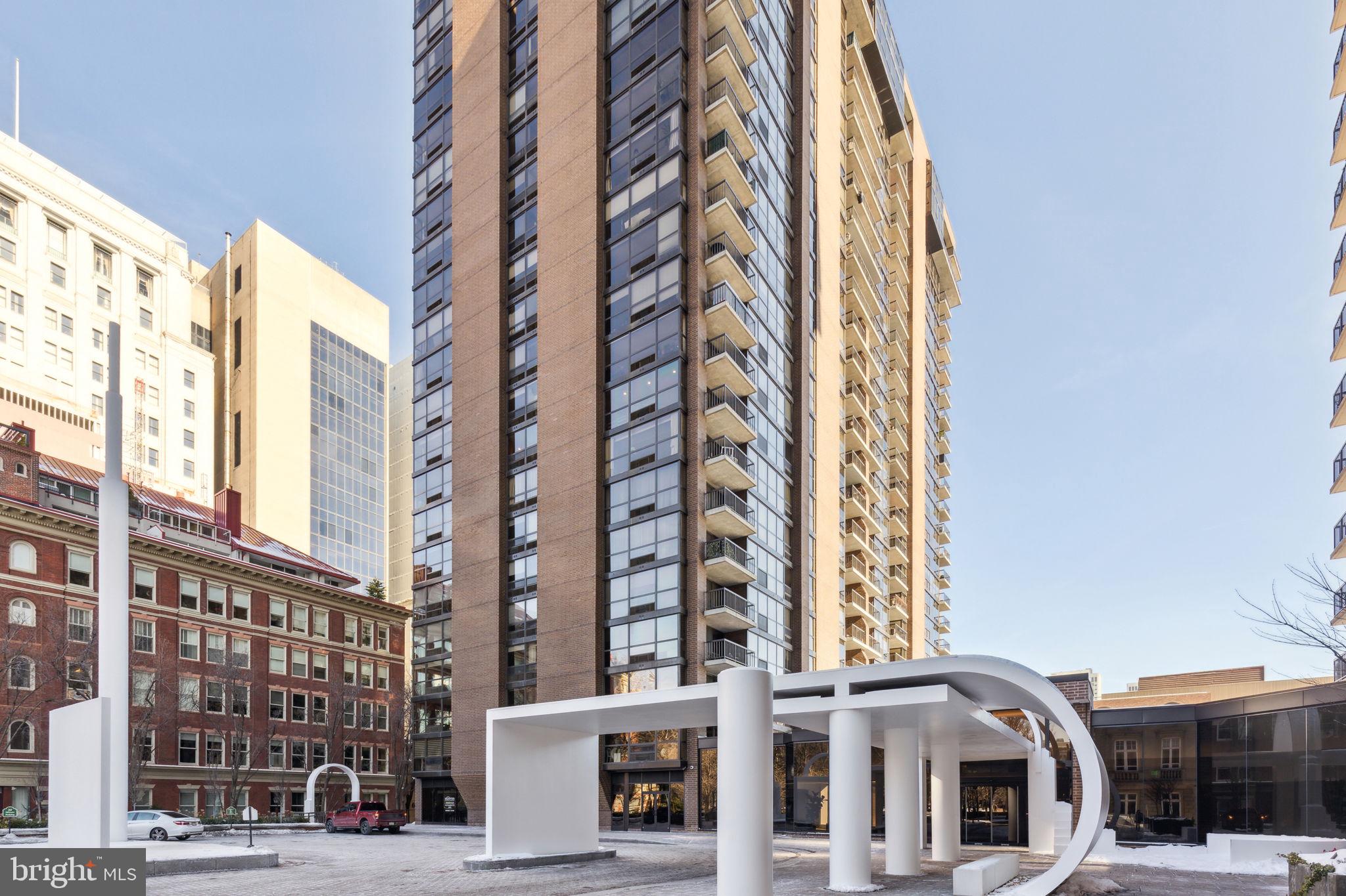 233 S 6TH STREET 1102L