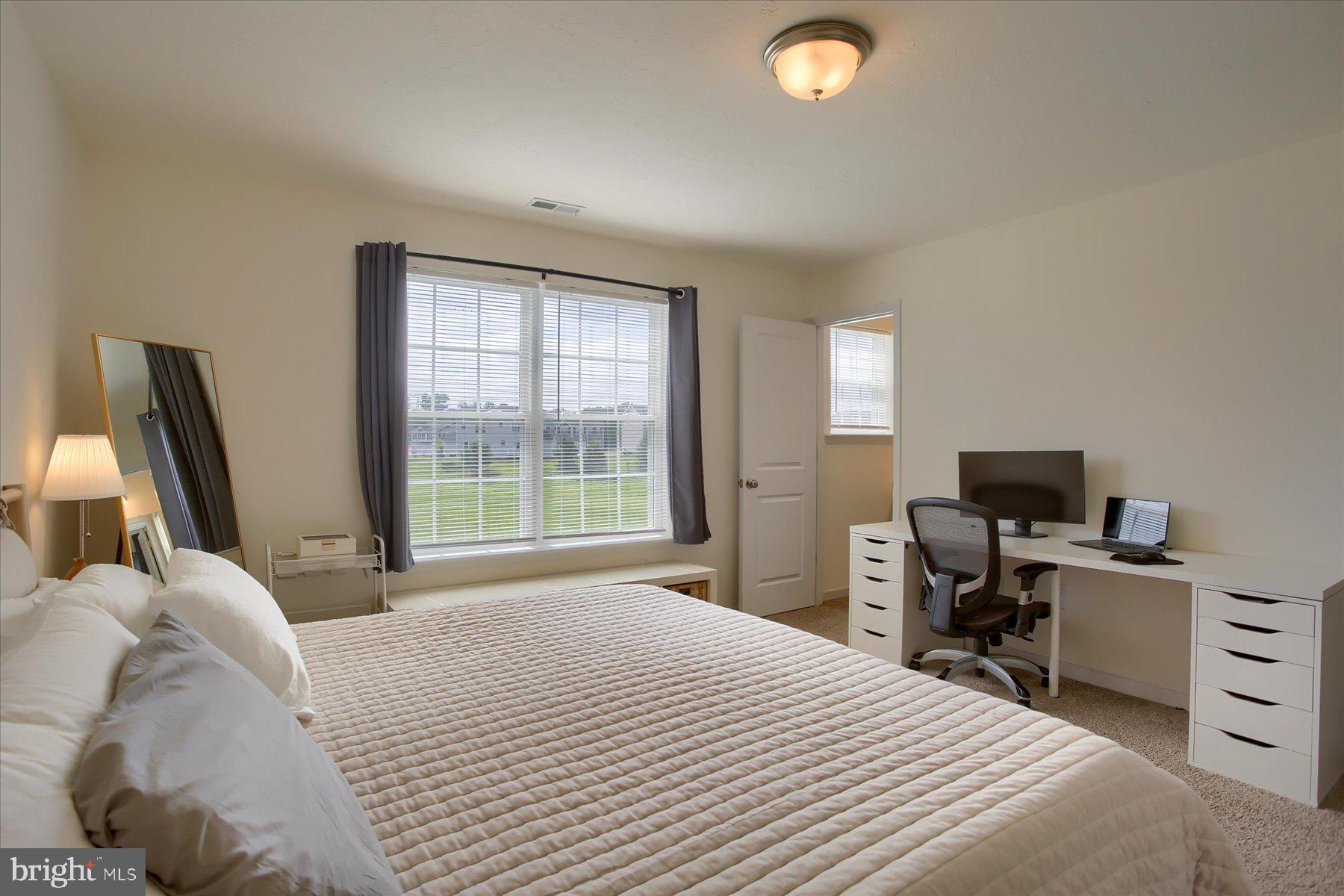 KINGS COURT AT BROWNSTONE - Residential