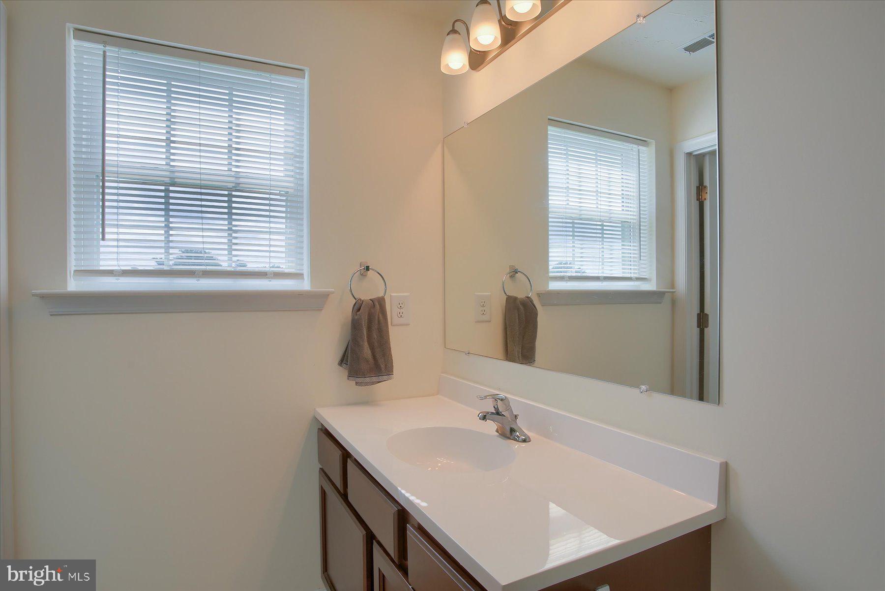 KINGS COURT AT BROWNSTONE - Residential