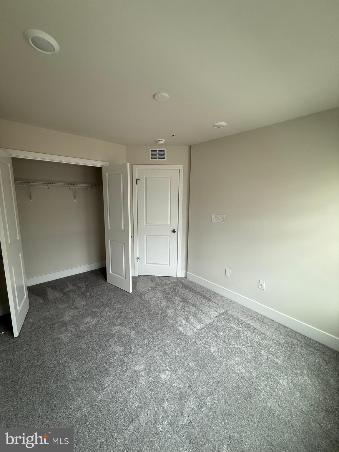 THE GALLERY - Residential Lease