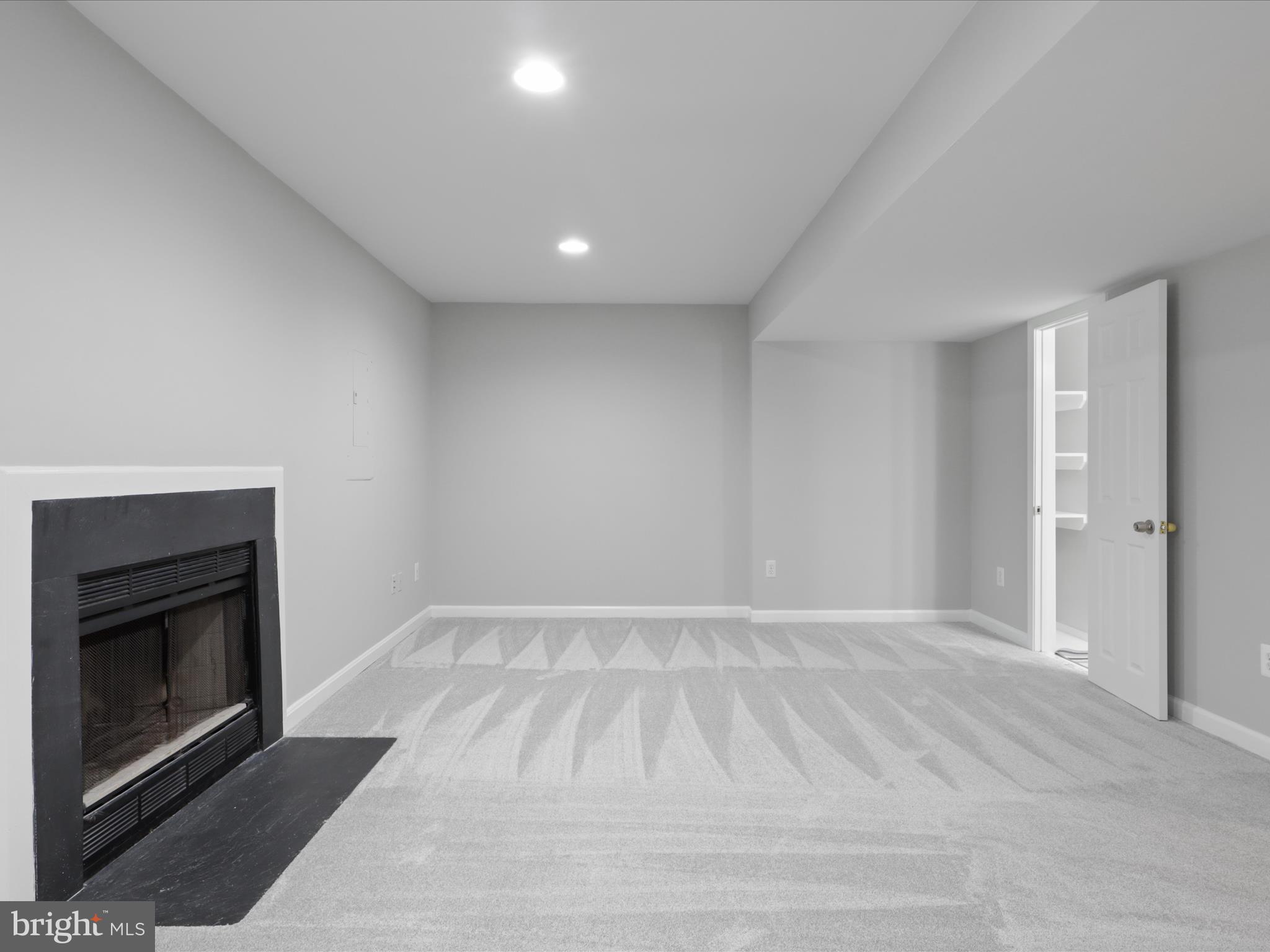 ENGLEWOOD MEWS - Residential