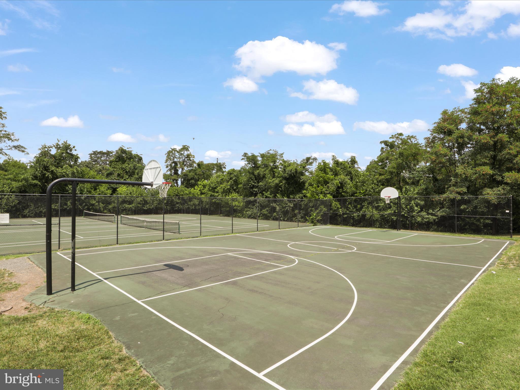 ENGLEWOOD MEWS - Residential