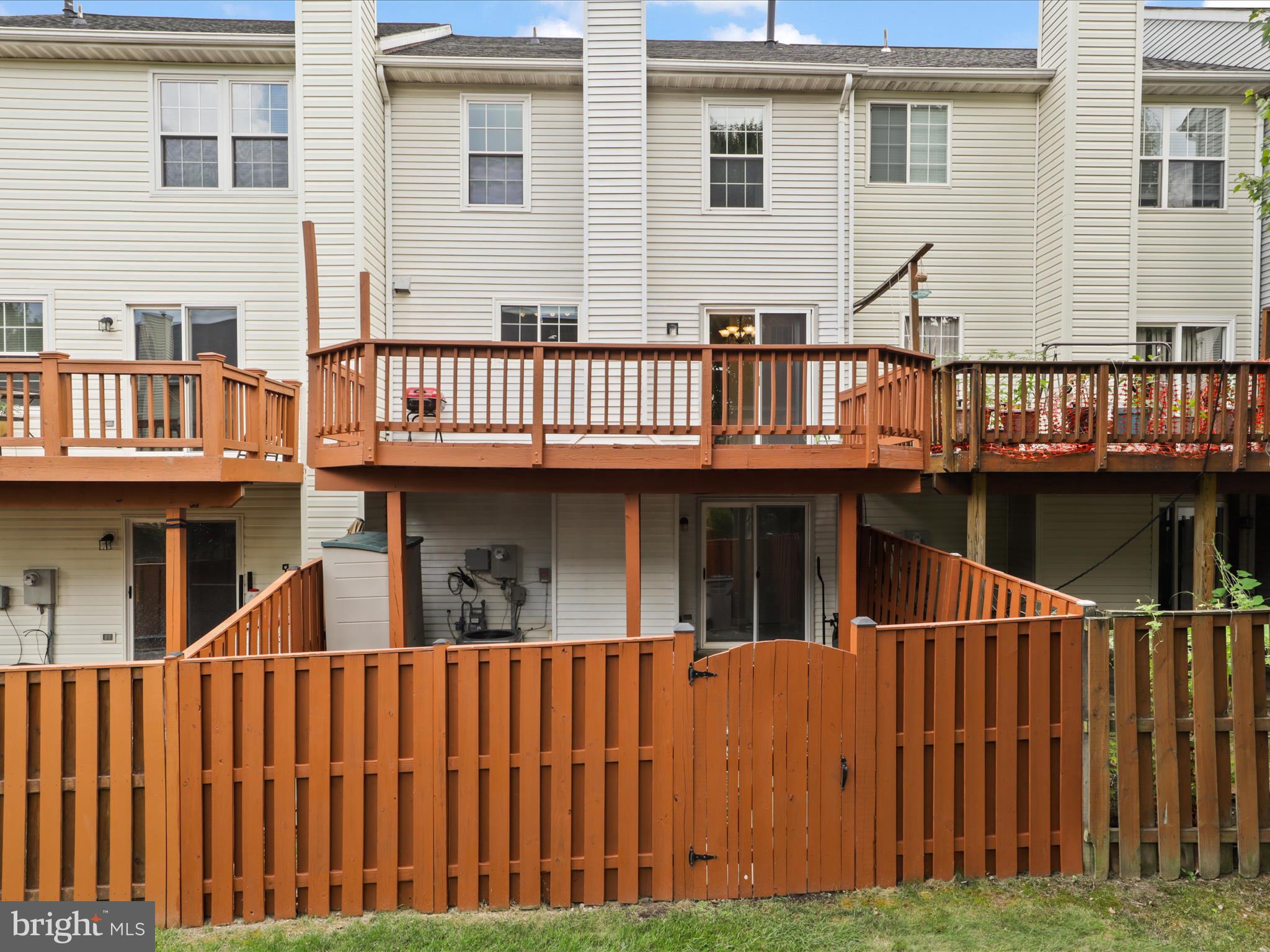 ENGLEWOOD MEWS - Residential