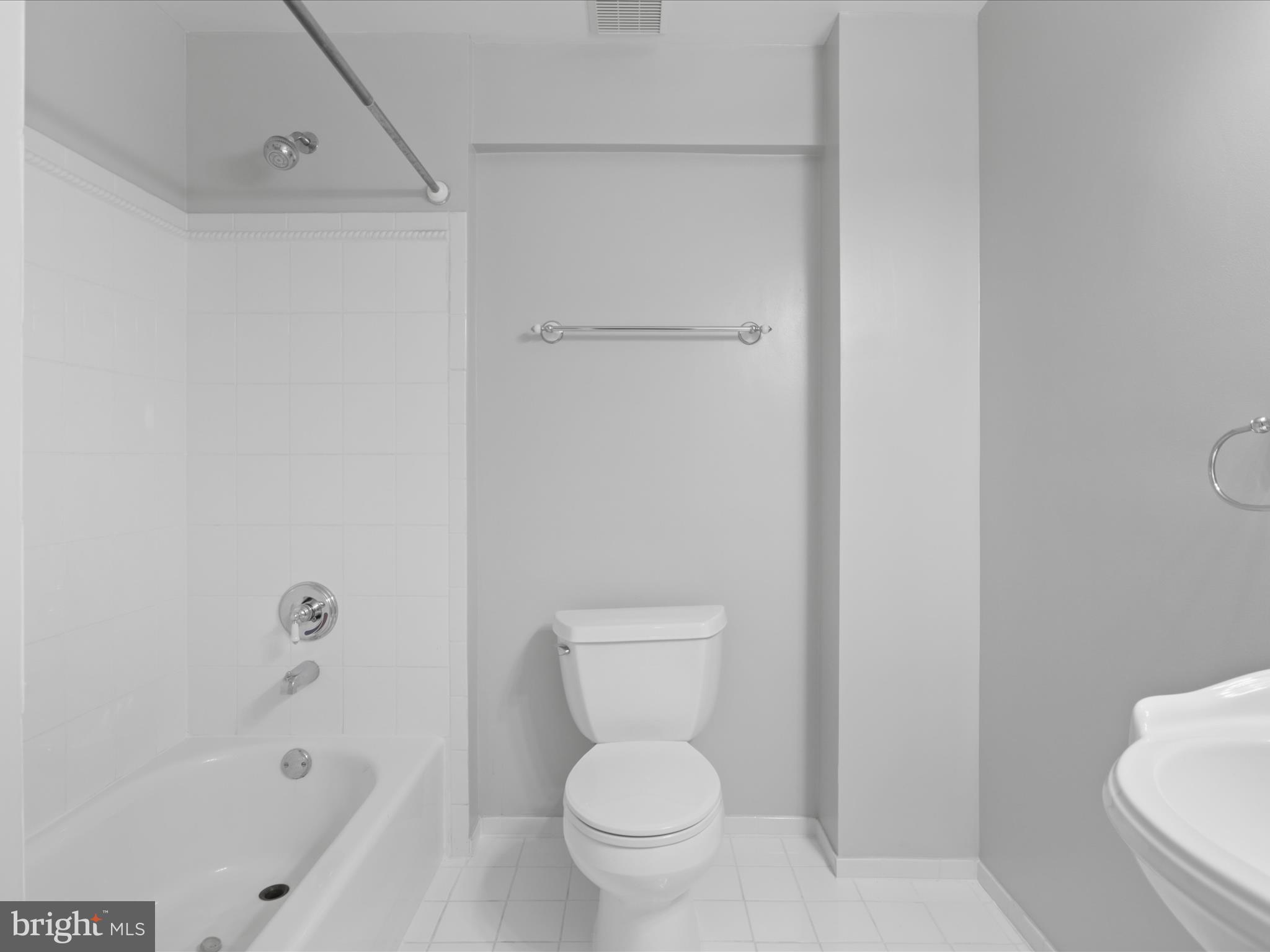 ENGLEWOOD MEWS - Residential