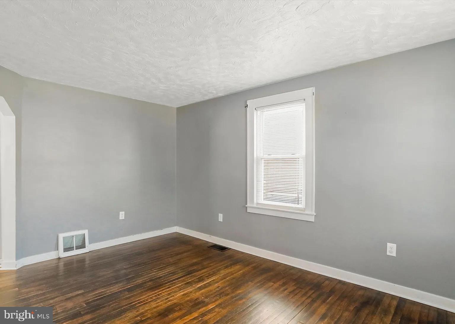 BOWLING GREEN - Residential