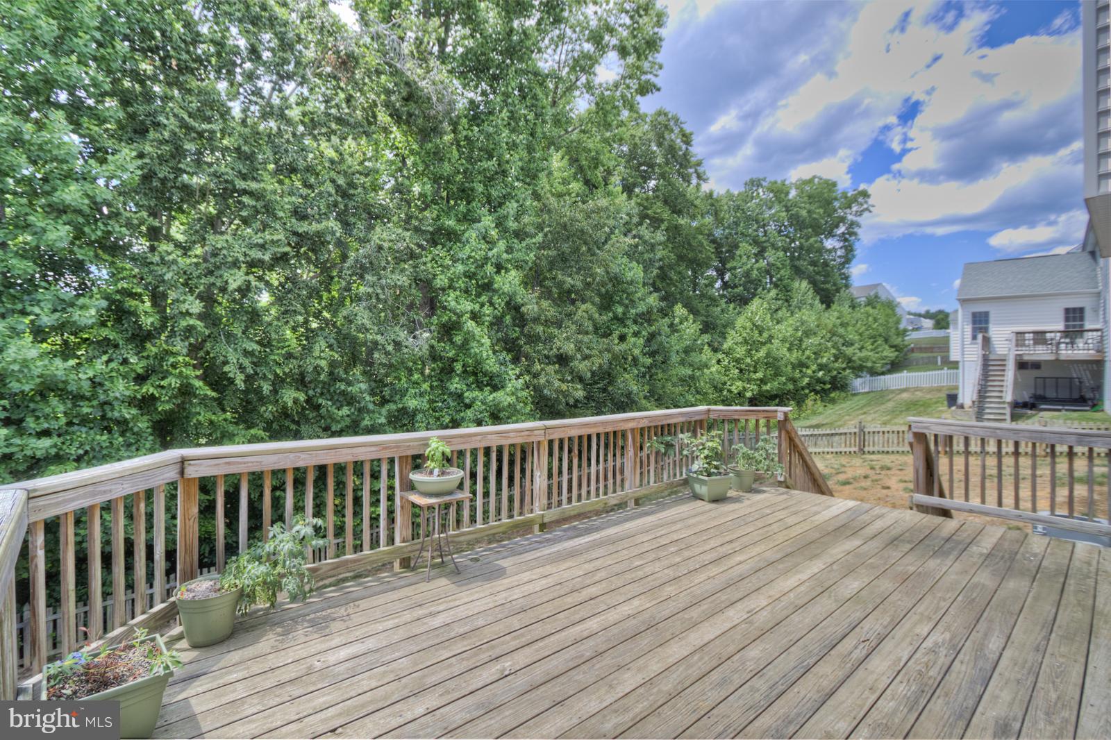 LEE'S CROSSING - Residential Lease