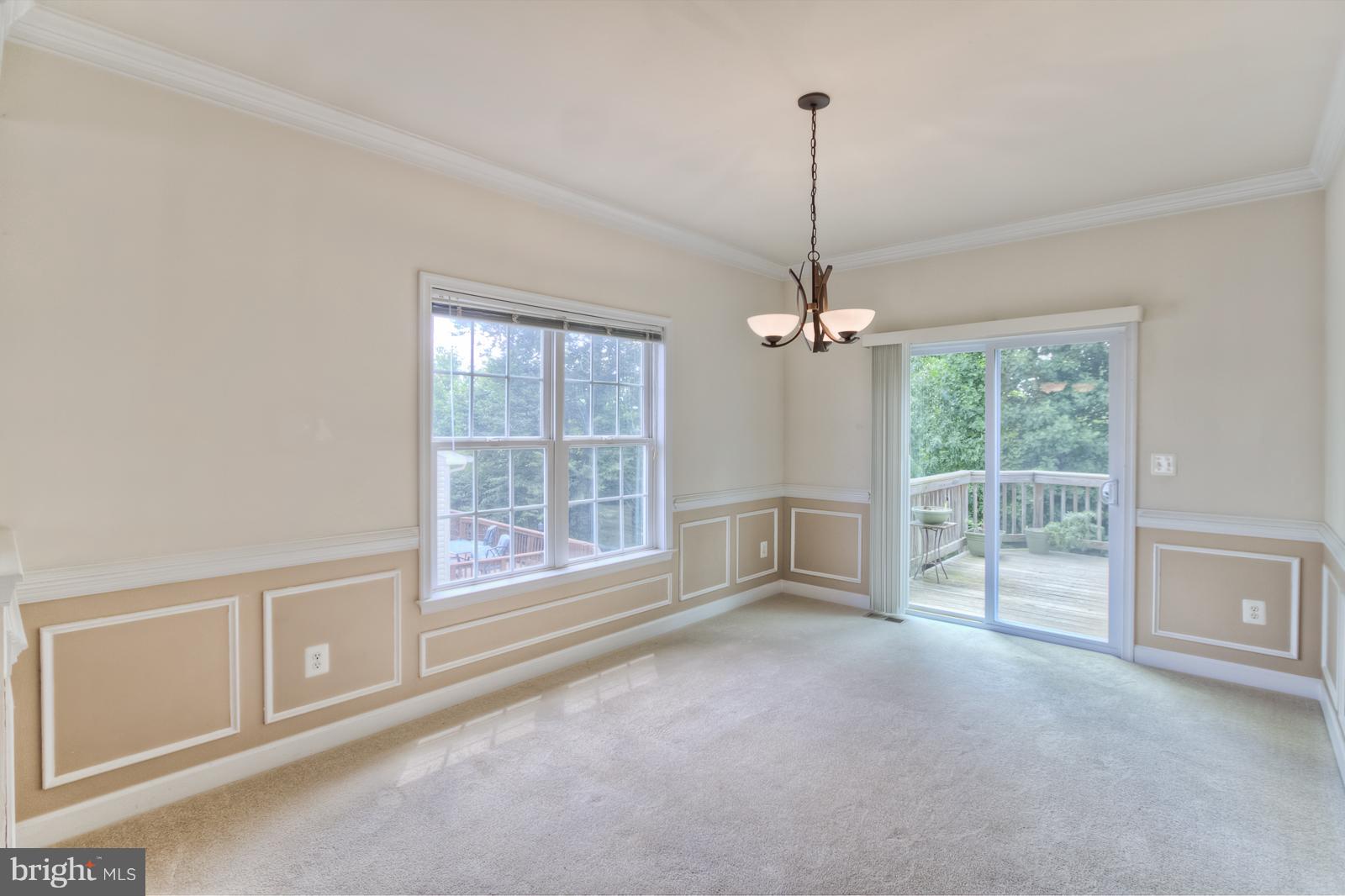 LEE'S CROSSING - Residential Lease