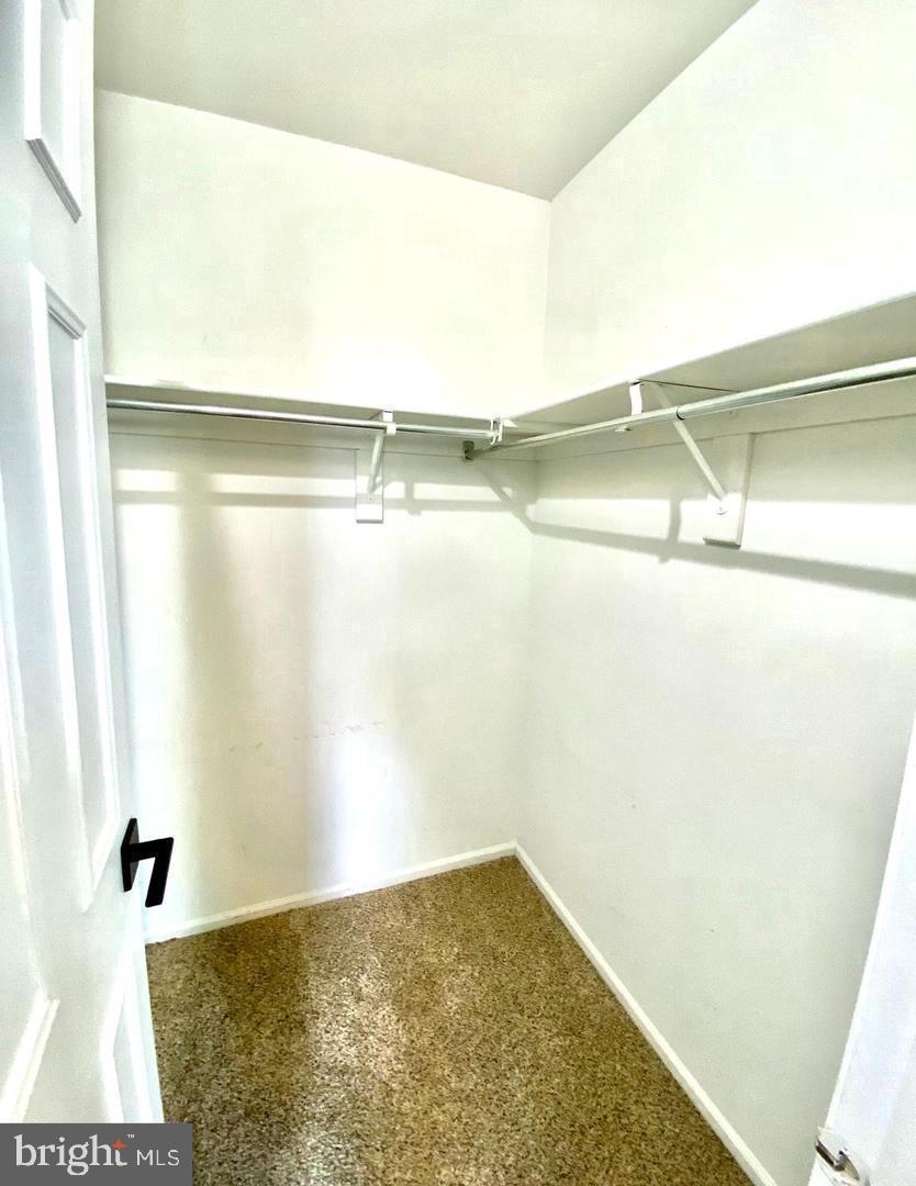 COUNTRYSIDE - Residential Lease