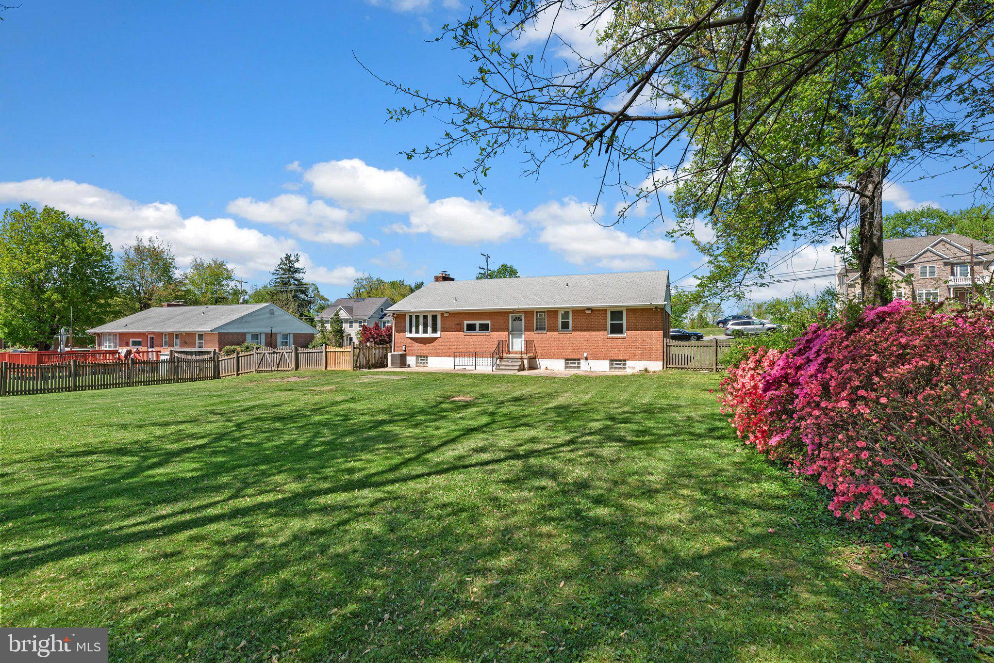 WILTON FARM ACRES - Residential