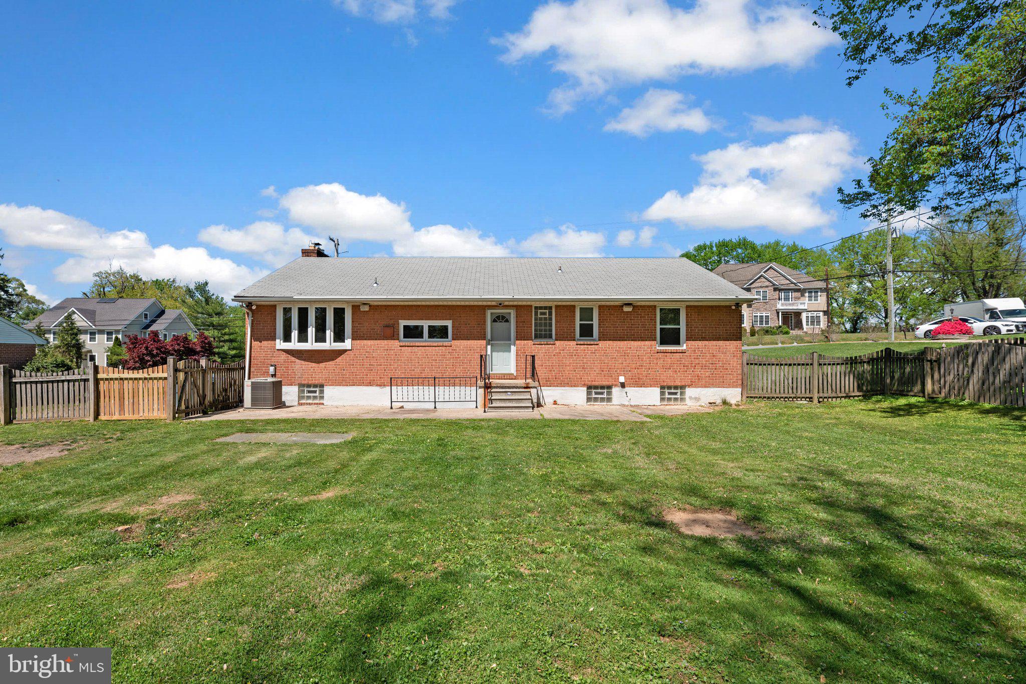 WILTON FARM ACRES - Residential