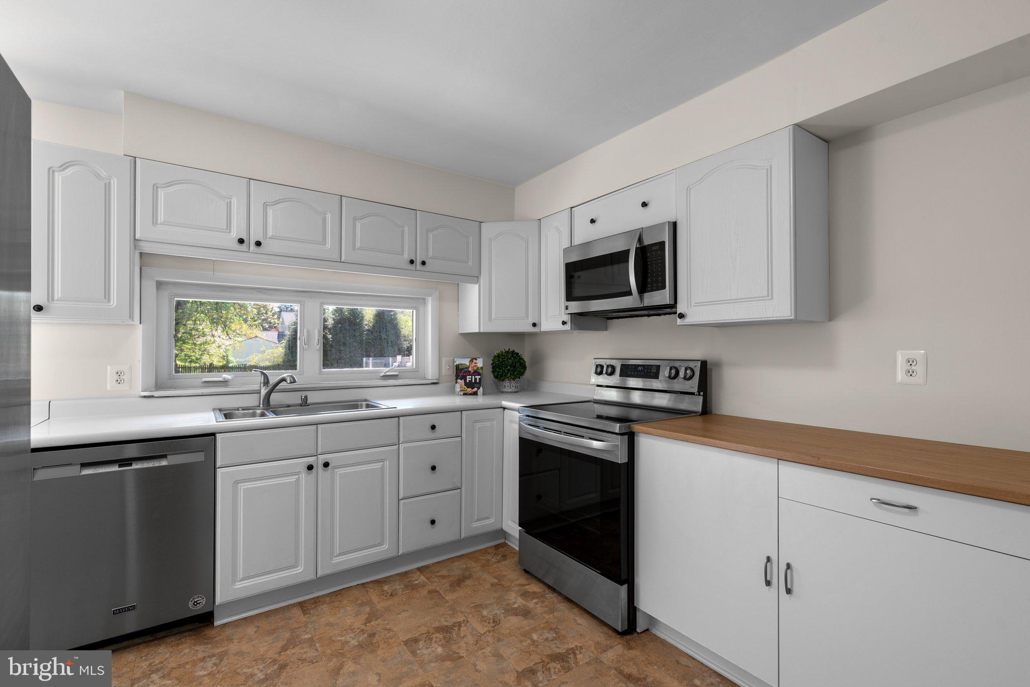 WILTON FARM ACRES - Residential