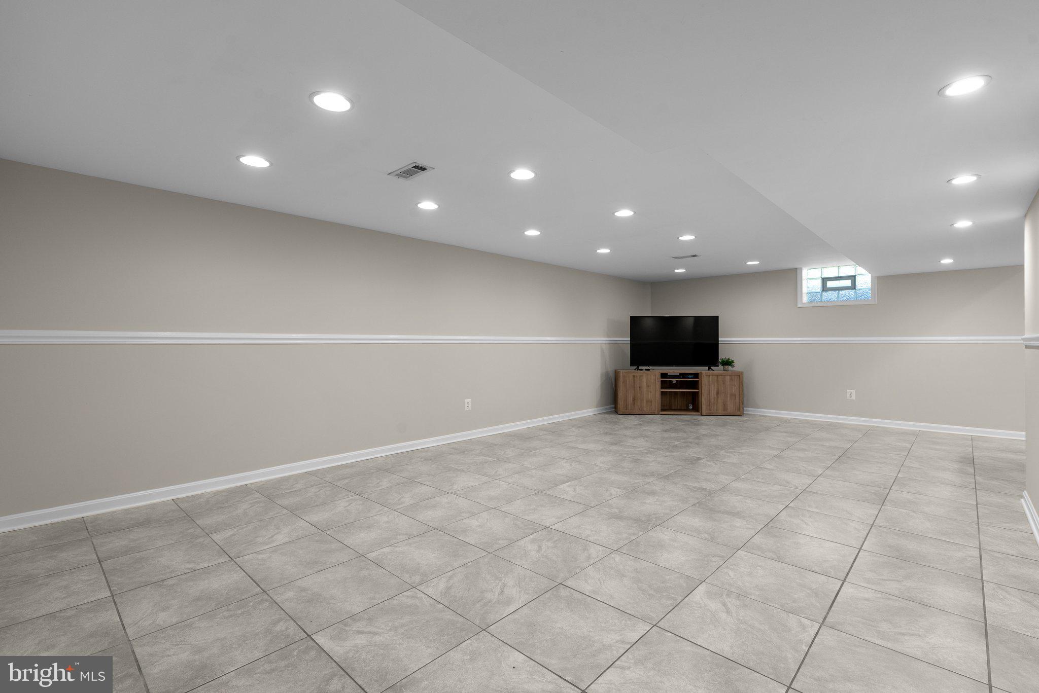 WILTON FARM ACRES - Residential