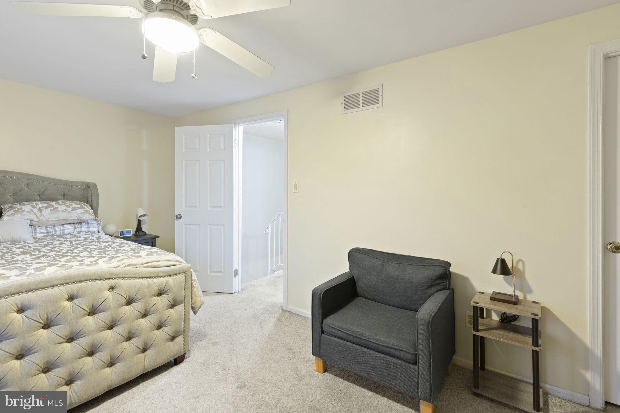 KINGS COURT - Residential