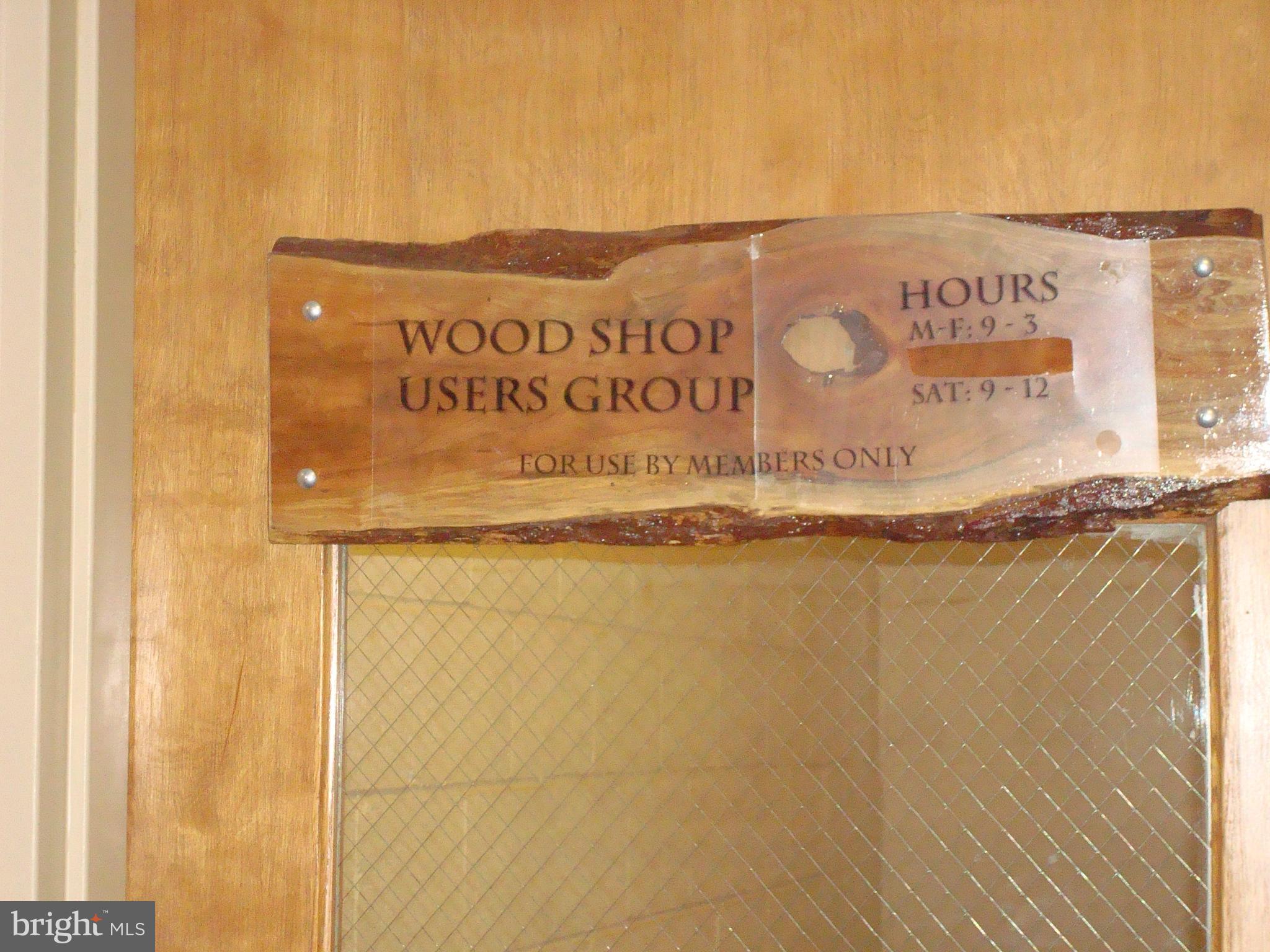 LEISURE WORLD - Residential