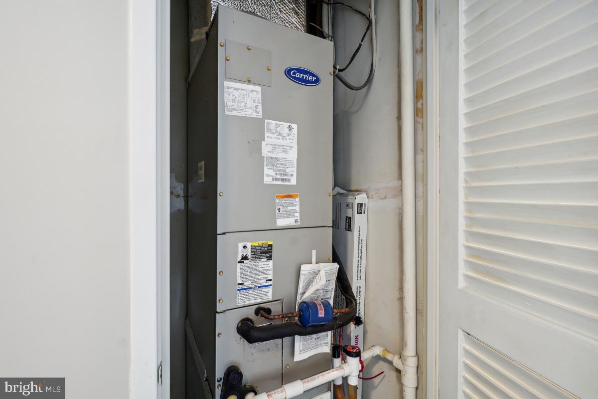 LEISURE WORLD - Residential