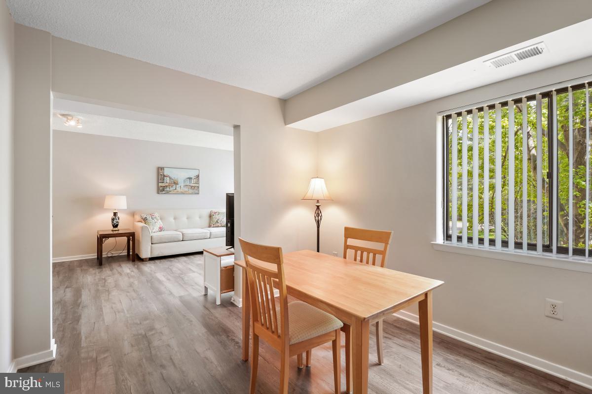 LEISURE WORLD - Residential