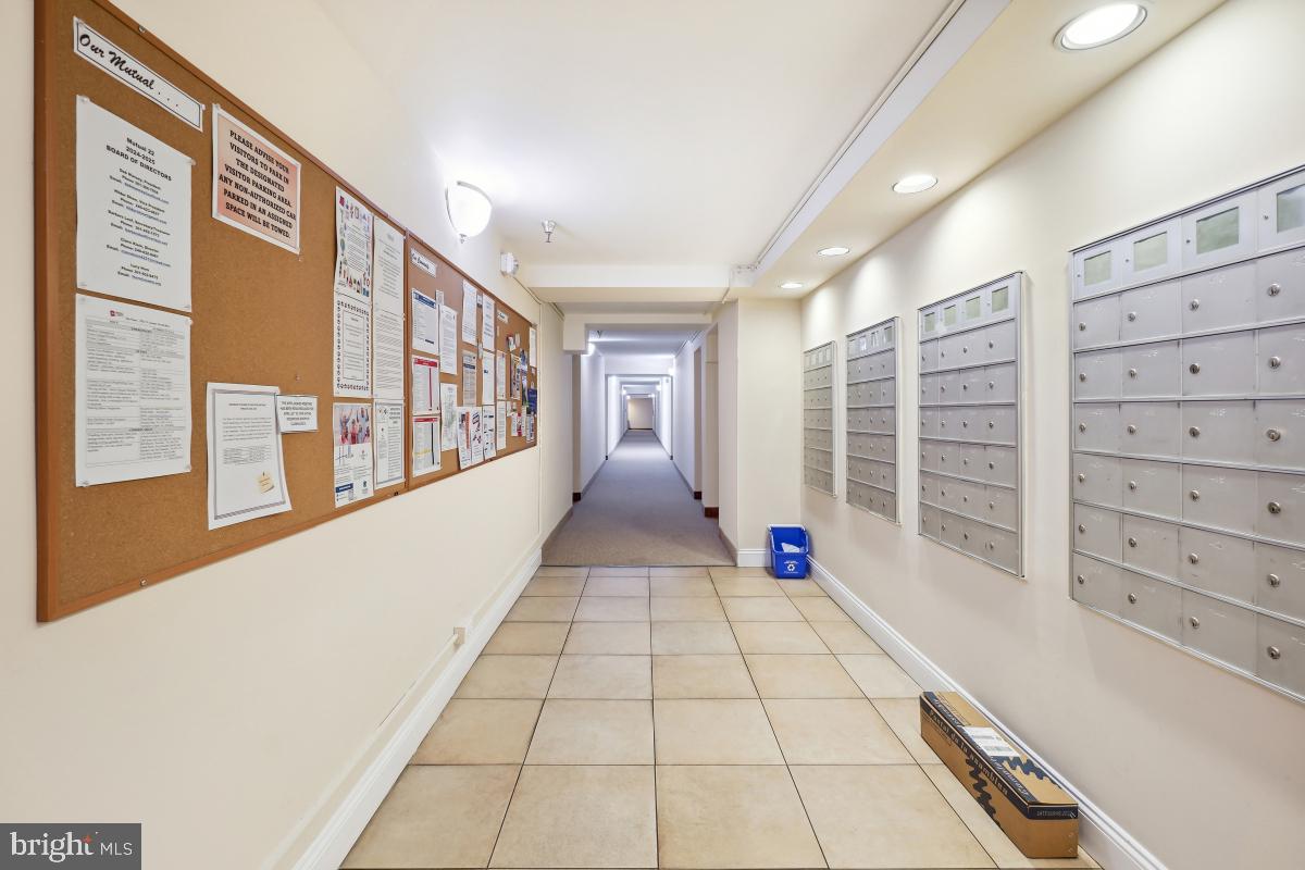 LEISURE WORLD - Residential