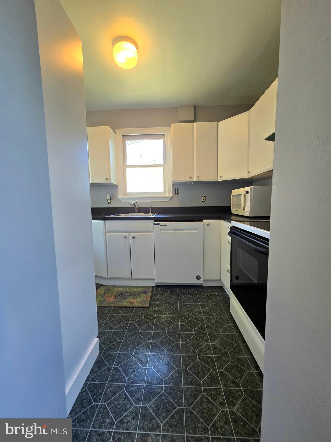 PASADENA - Residential Income