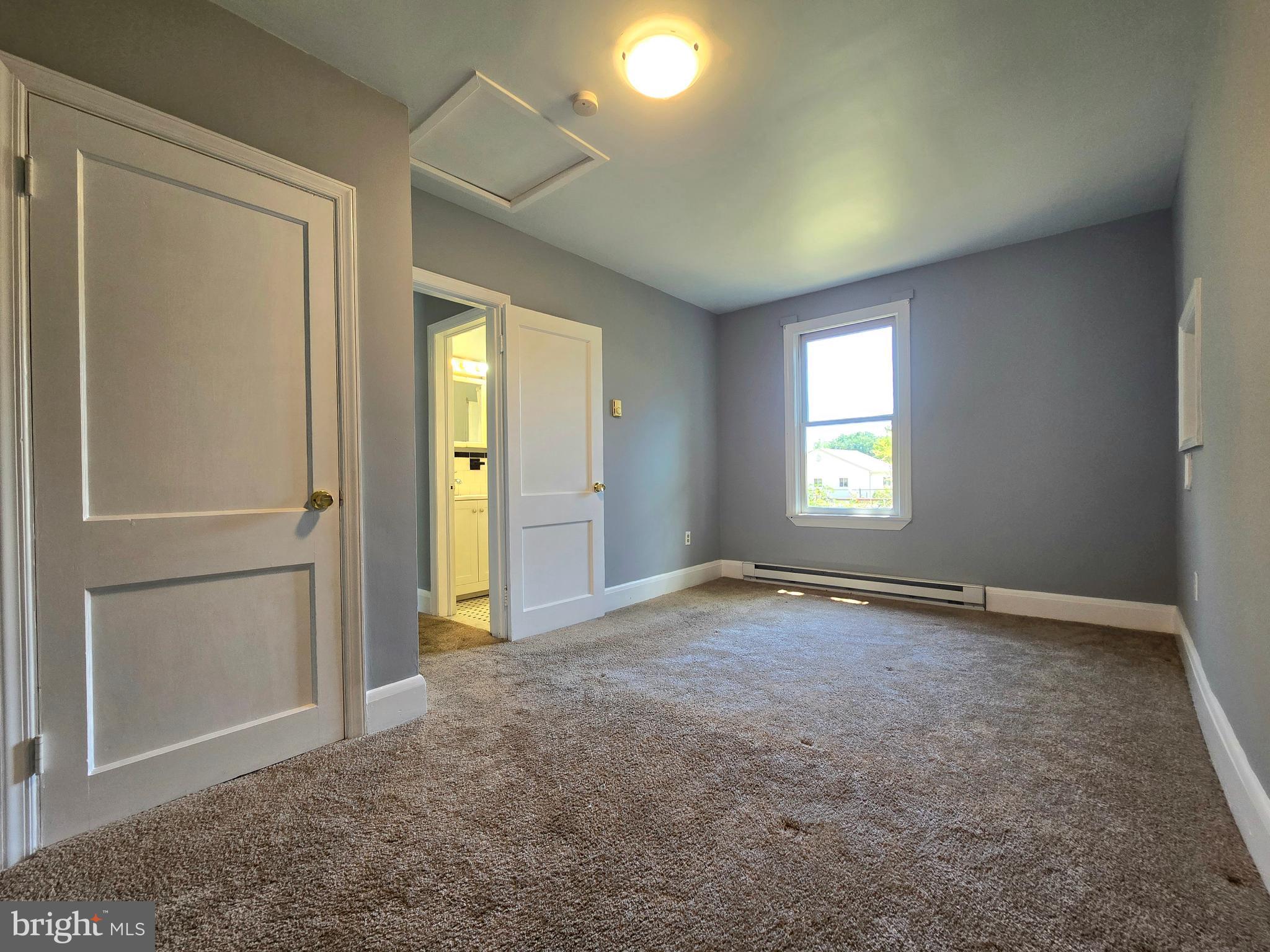PASADENA - Residential Income