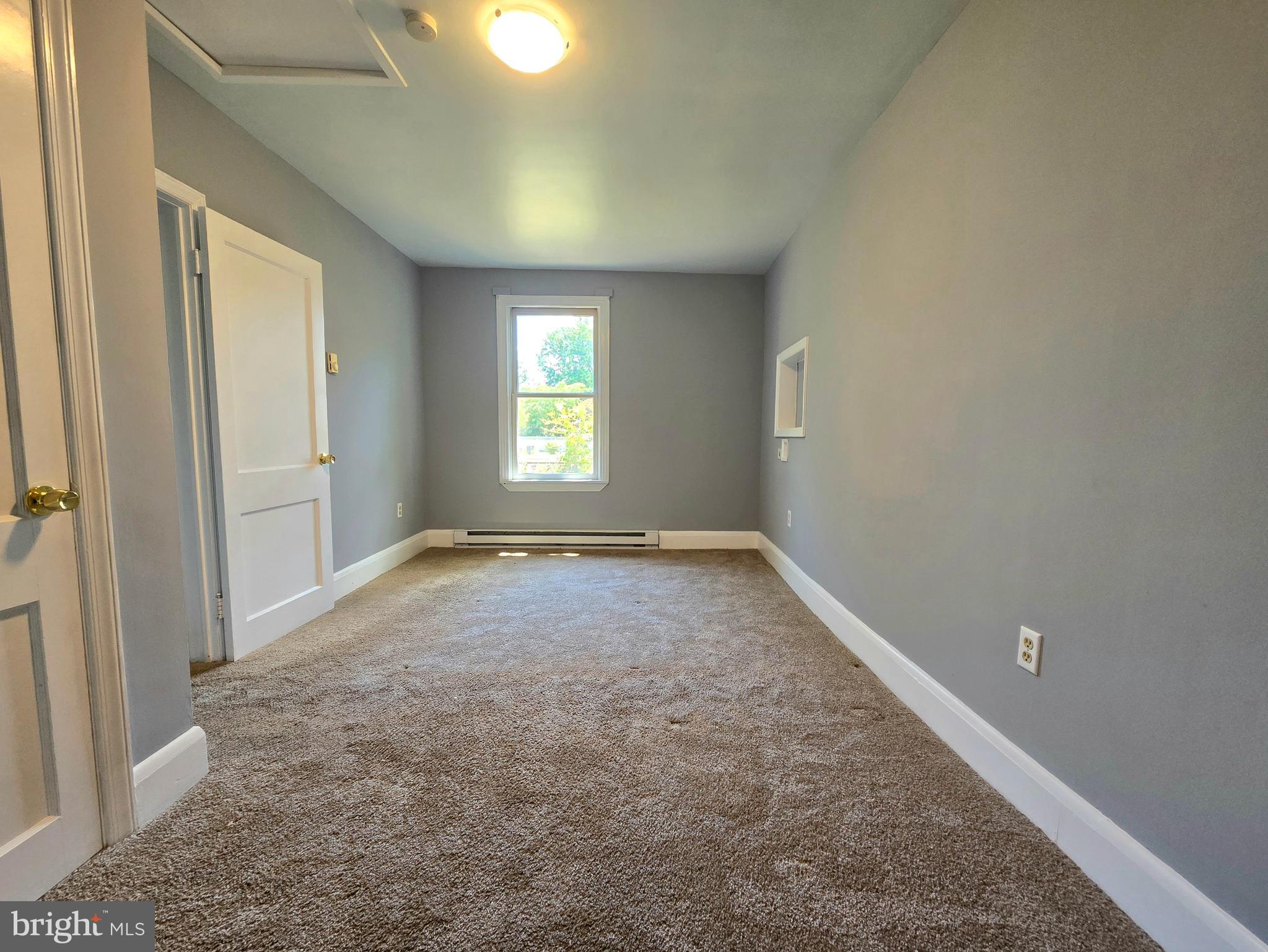 PASADENA - Residential Income