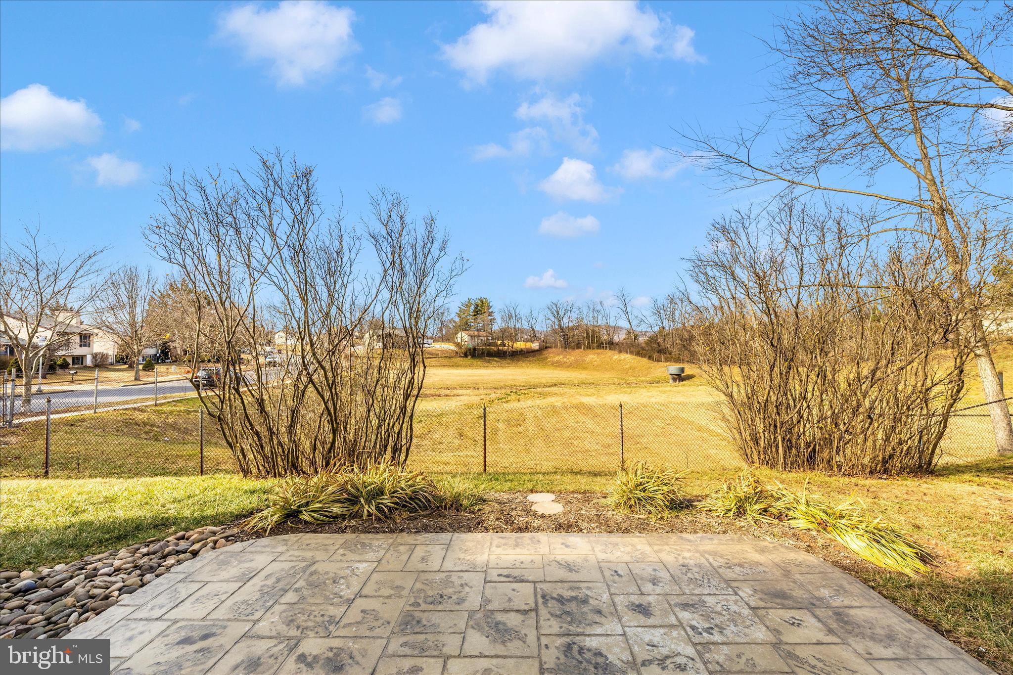 HILLCREST ORCHARDS - Residential