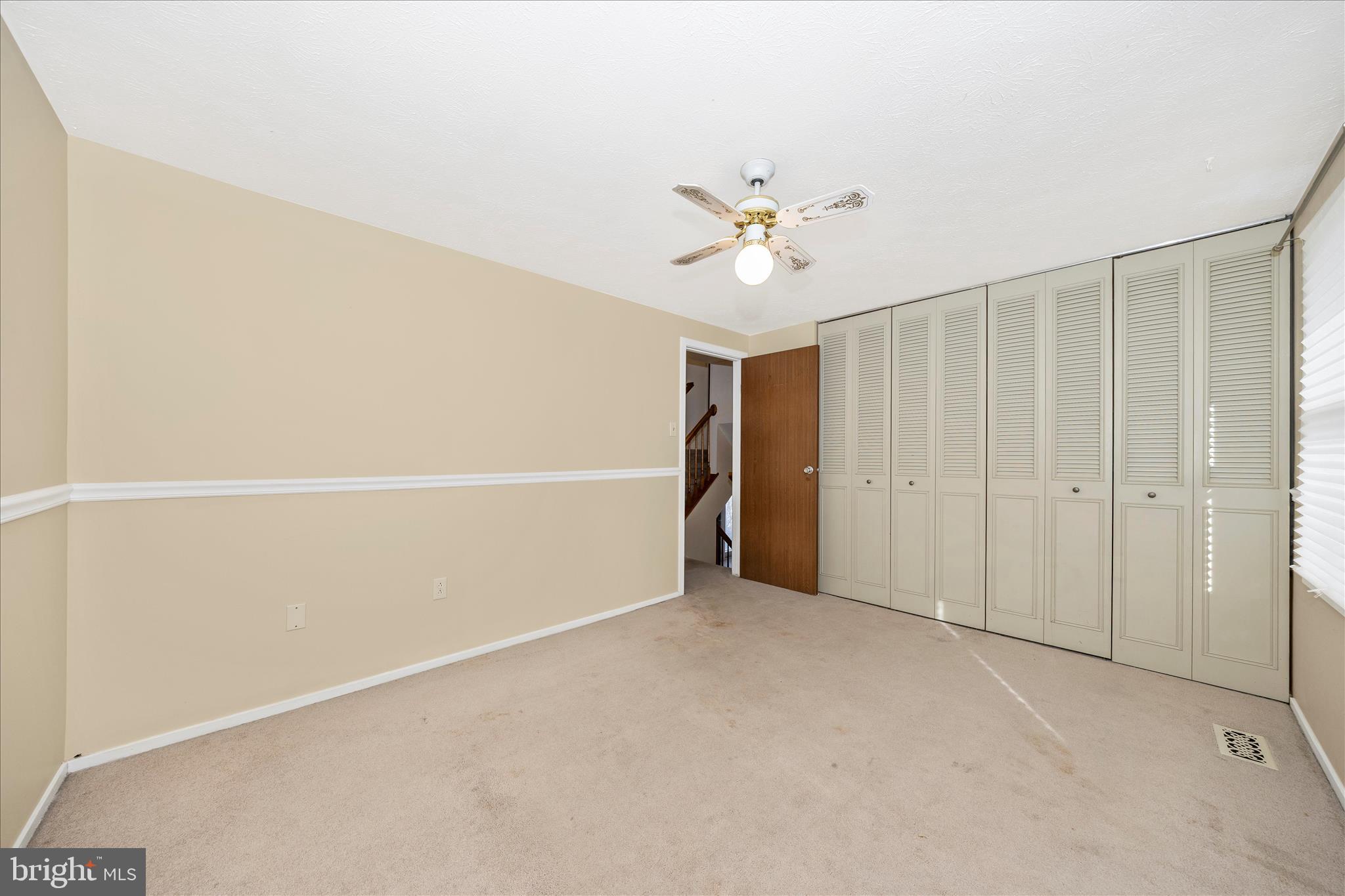 HILLCREST ORCHARDS - Residential