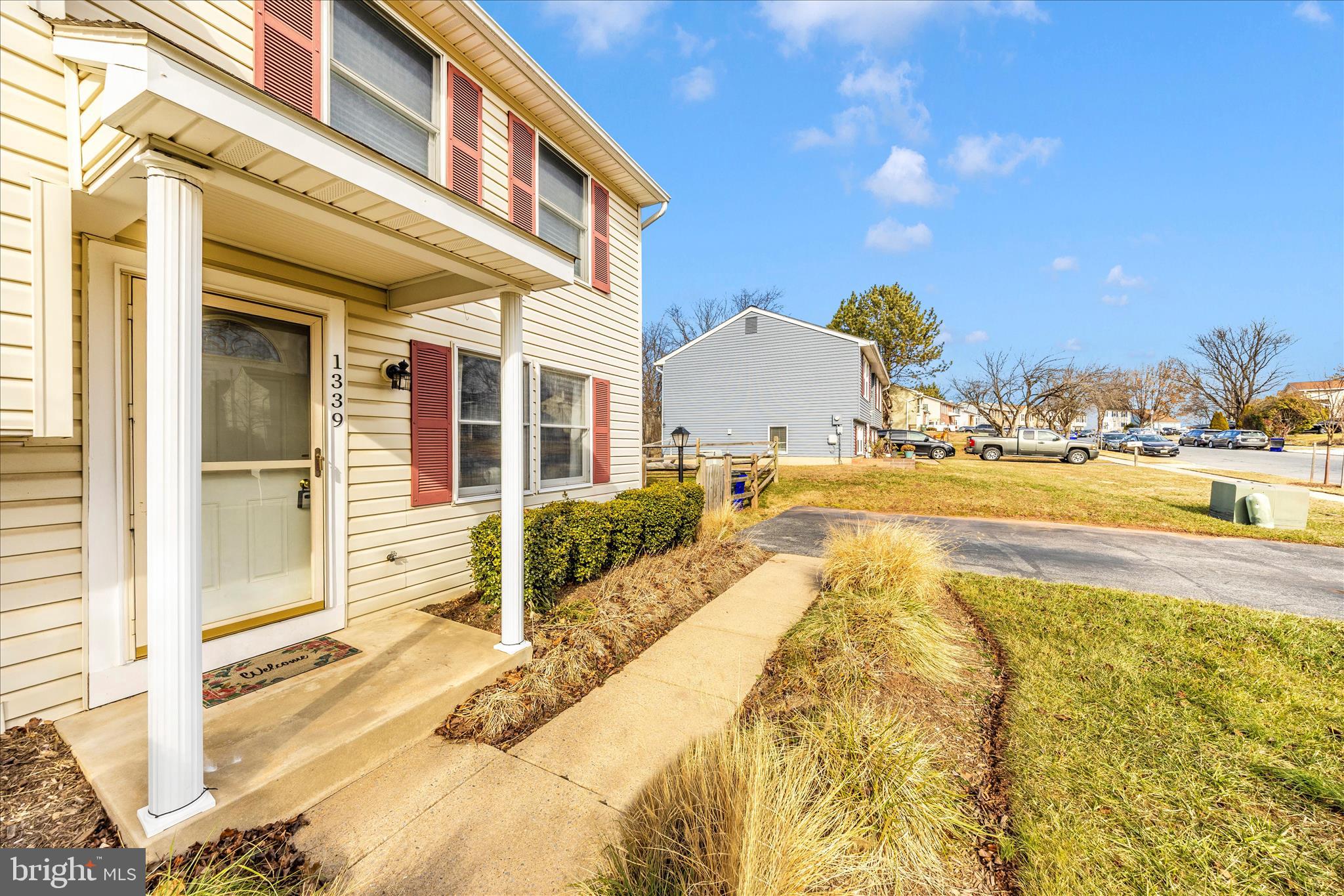 HILLCREST ORCHARDS - Residential