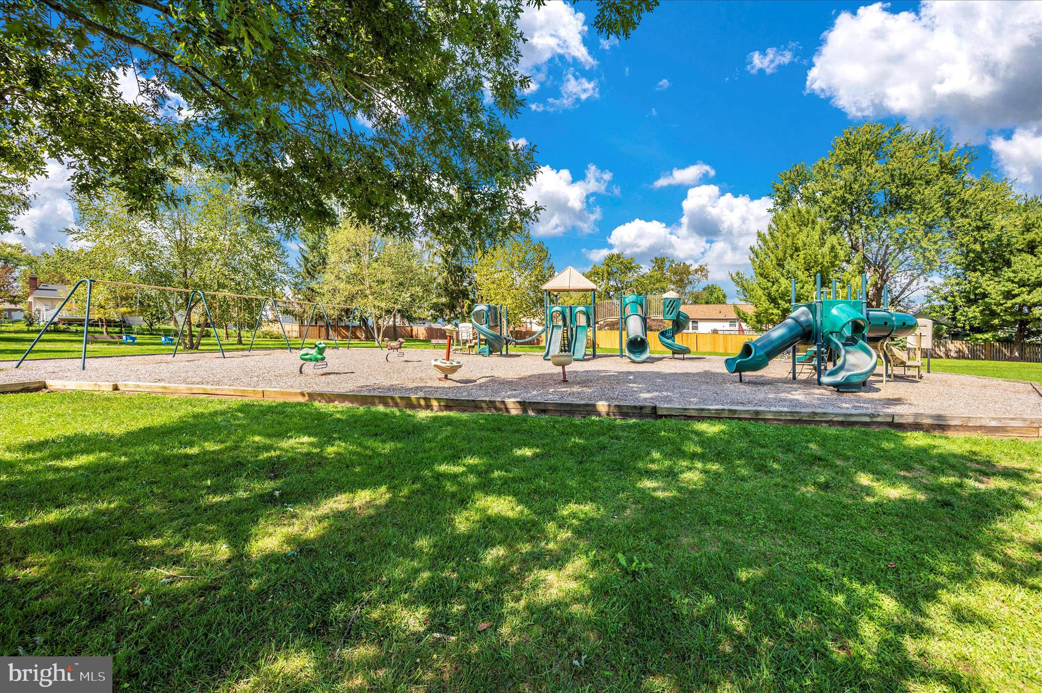 HILLCREST ORCHARDS - Residential