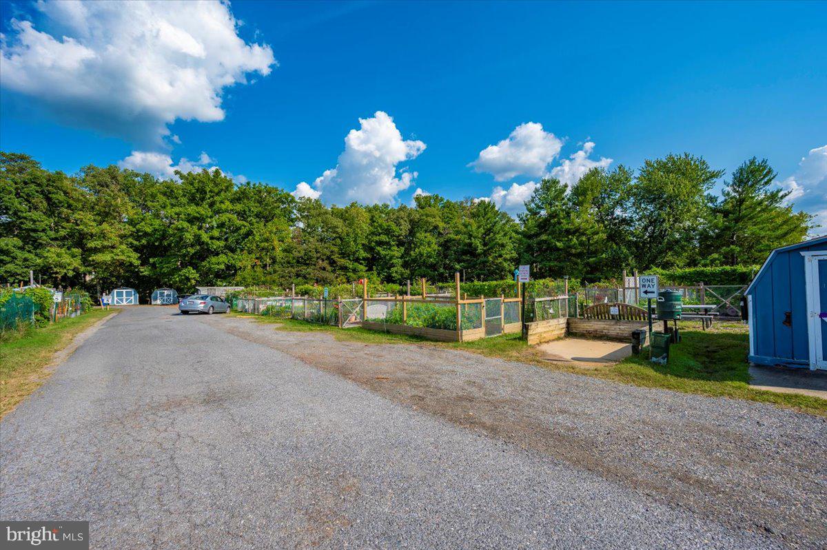 ROSSMOOR MUTUAL #14 - Residential