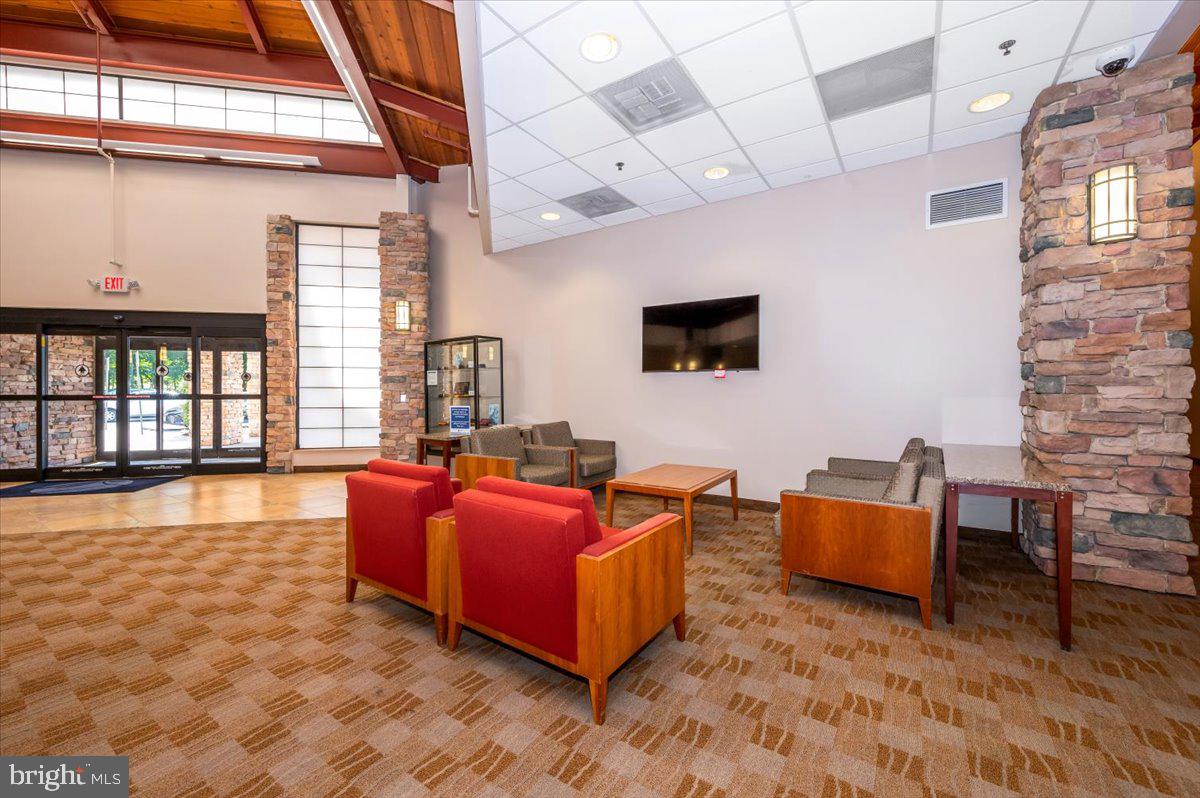 ROSSMOOR MUTUAL #14 - Residential