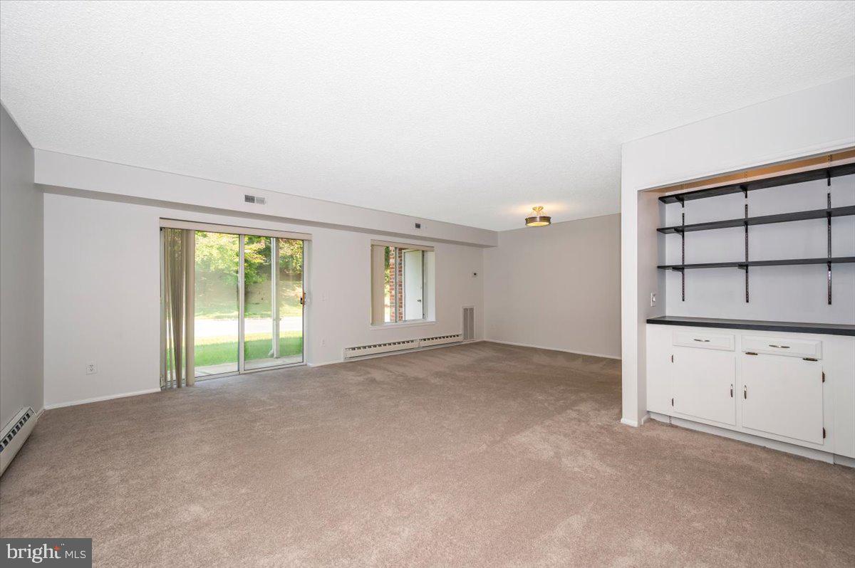 ROSSMOOR MUTUAL #14 - Residential