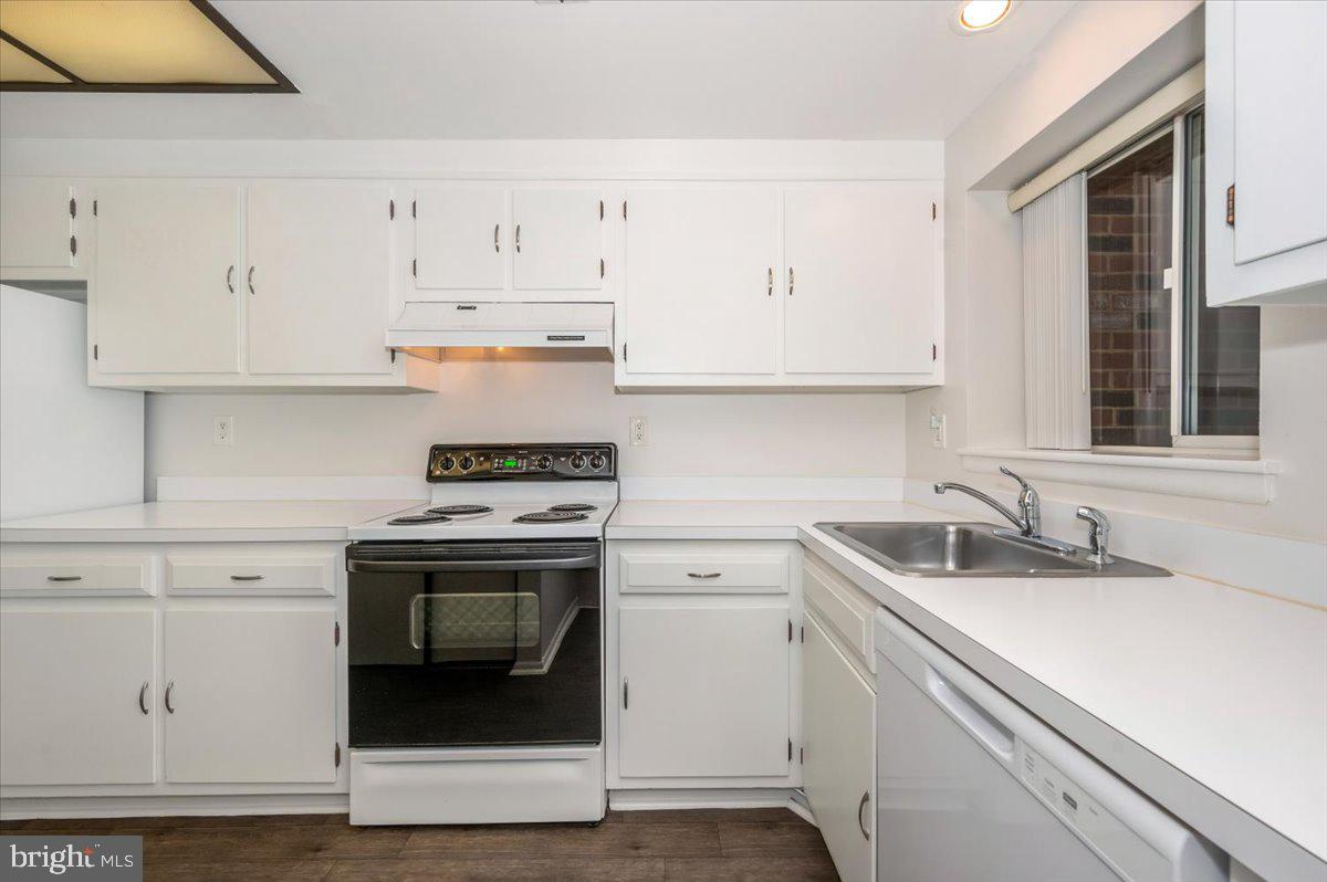 ROSSMOOR MUTUAL #14 - Residential