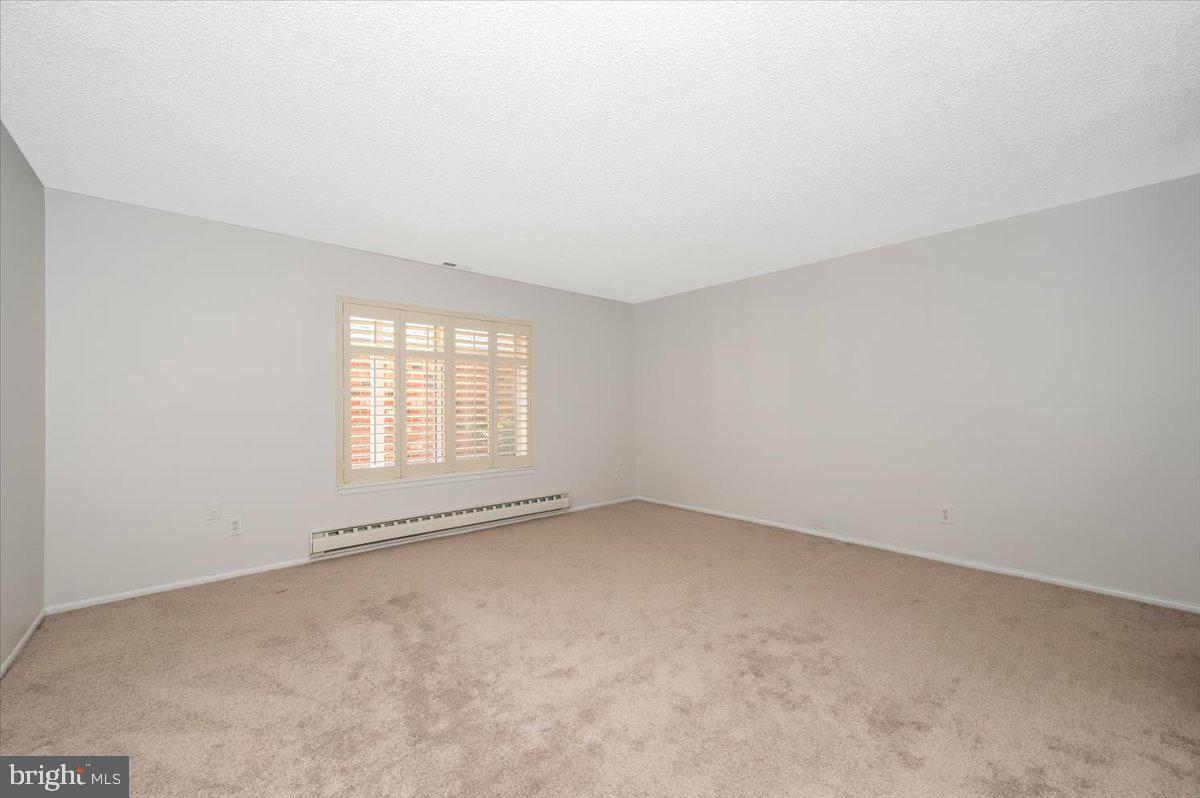 ROSSMOOR MUTUAL #14 - Residential