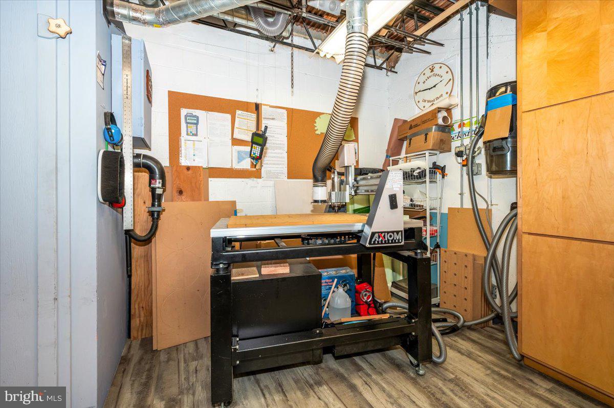 ROSSMOOR MUTUAL #14 - Residential