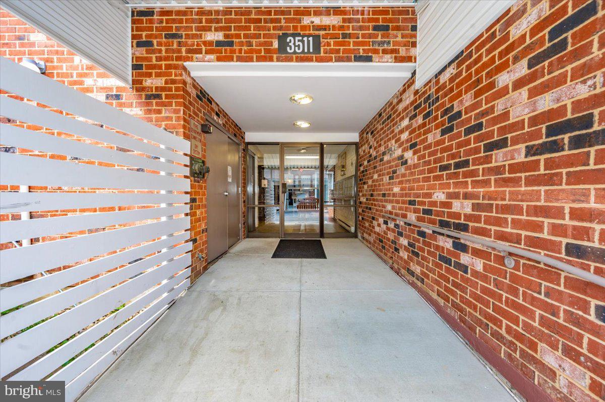 ROSSMOOR MUTUAL #14 - Residential